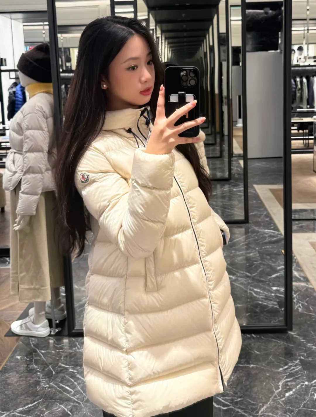 Куртки И Пуховики Женские Moncler 18725337