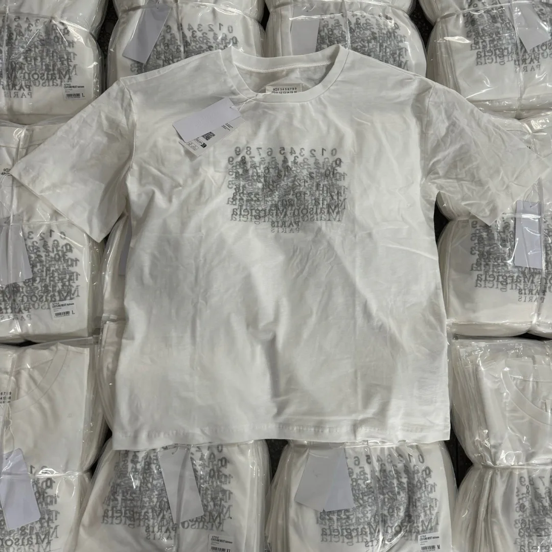 Футболки Женские Maison Margiela 11865358