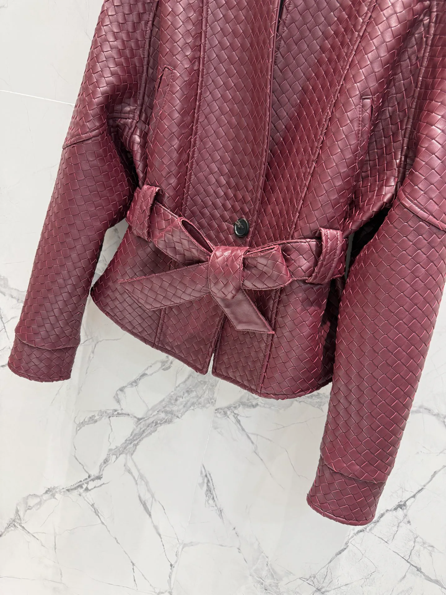 Кожаные Куртки И Дублёнки Женские Bottega Veneta 18083017