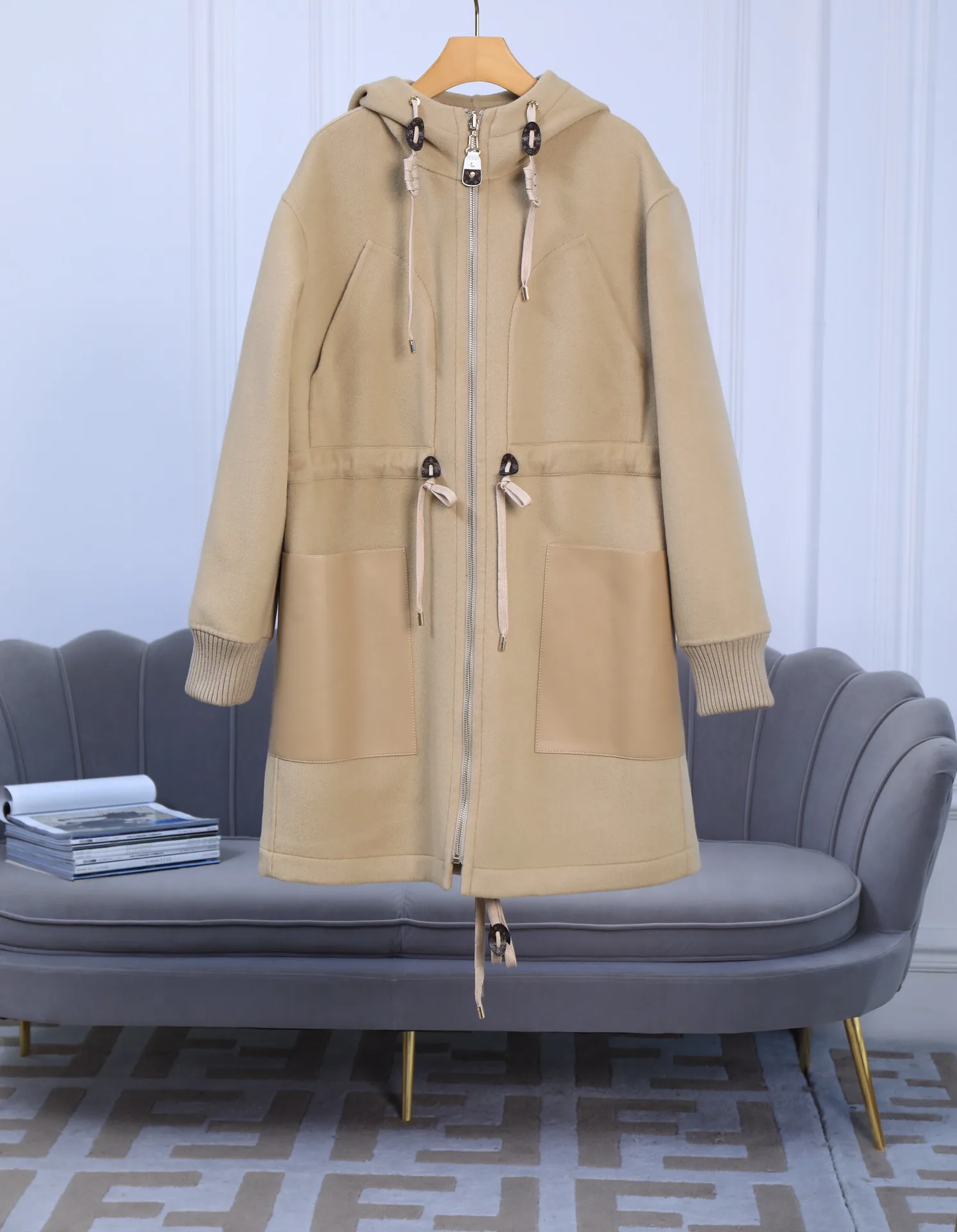 Пальто Женские Louis Vuitton 5563594