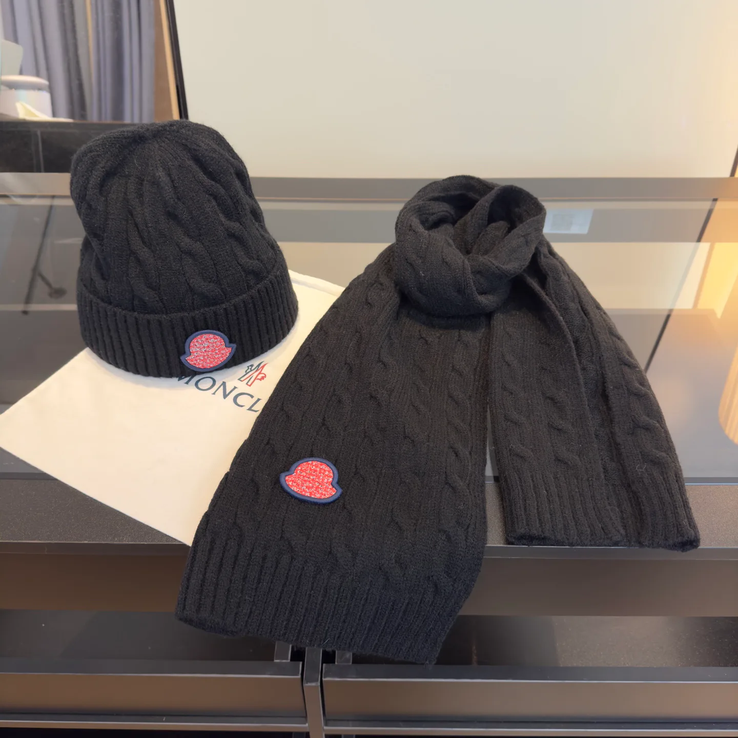 Шарфы Moncler 663356
