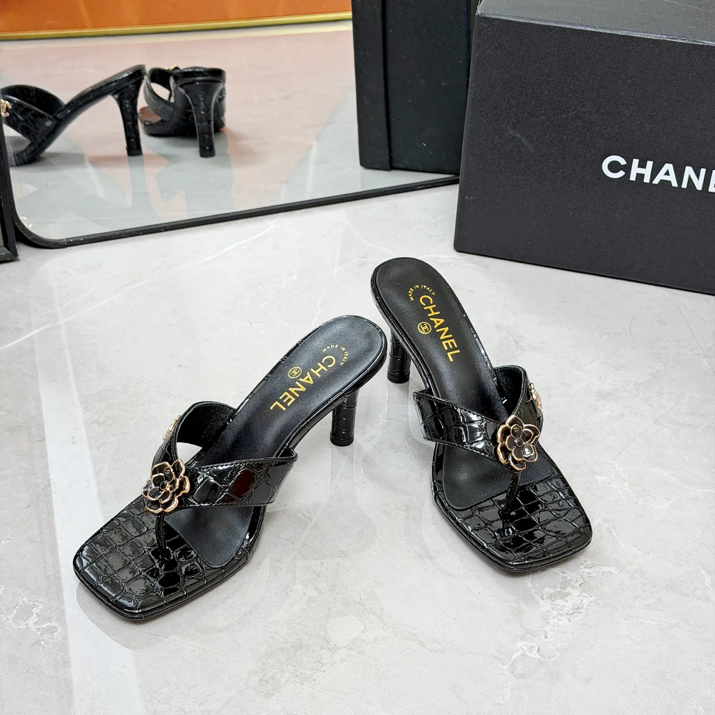Босоножки Женские Chanel 17335026