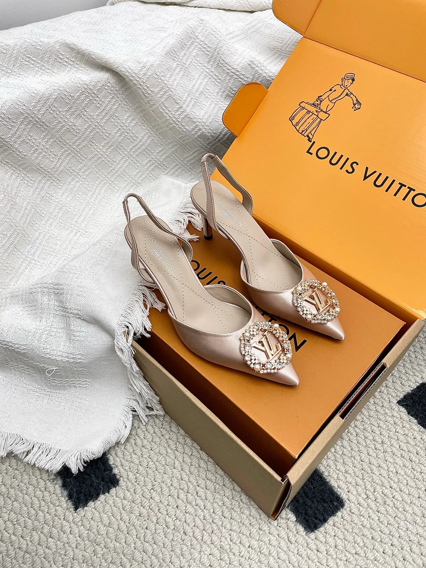 Туфли Женские Louis Vuitton 11194372
