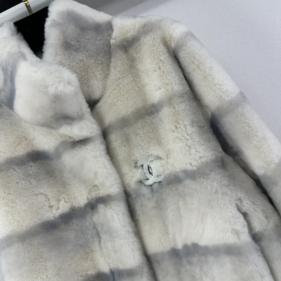 Шубы Женские Chanel 550777