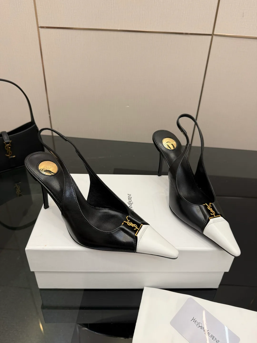 Босоножки Женские Saint Laurent 11409921