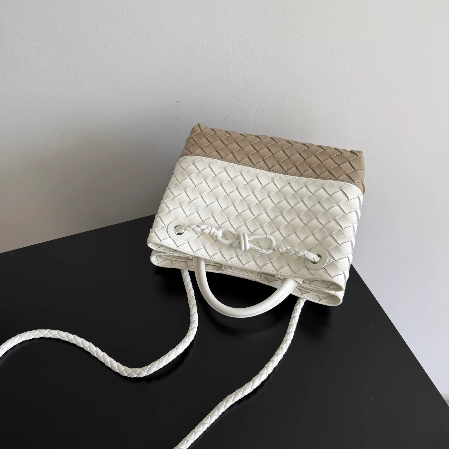 Классические Сумки Женские Bottega Veneta 17934587