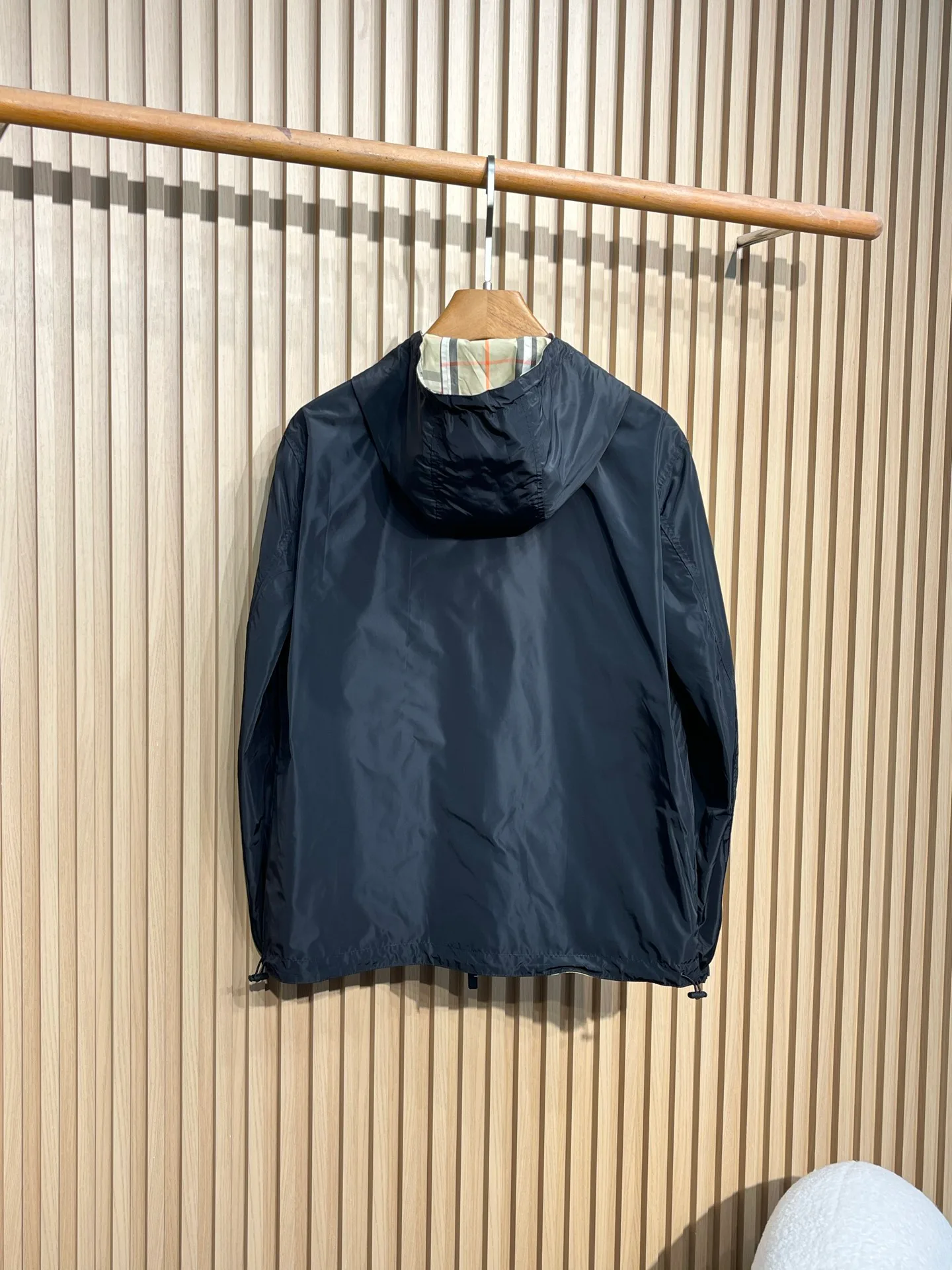 Куртки И Пуховики Женские Burberry 433344