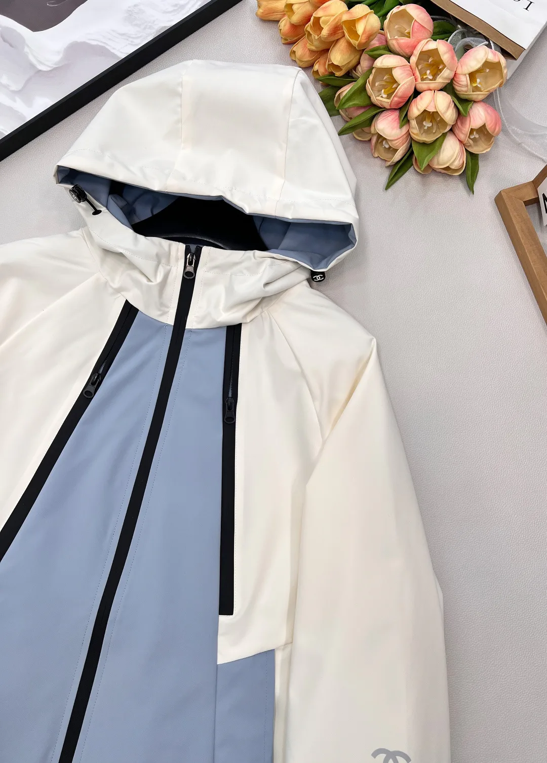 Куртки И Пуховики Женские Chanel 2006556