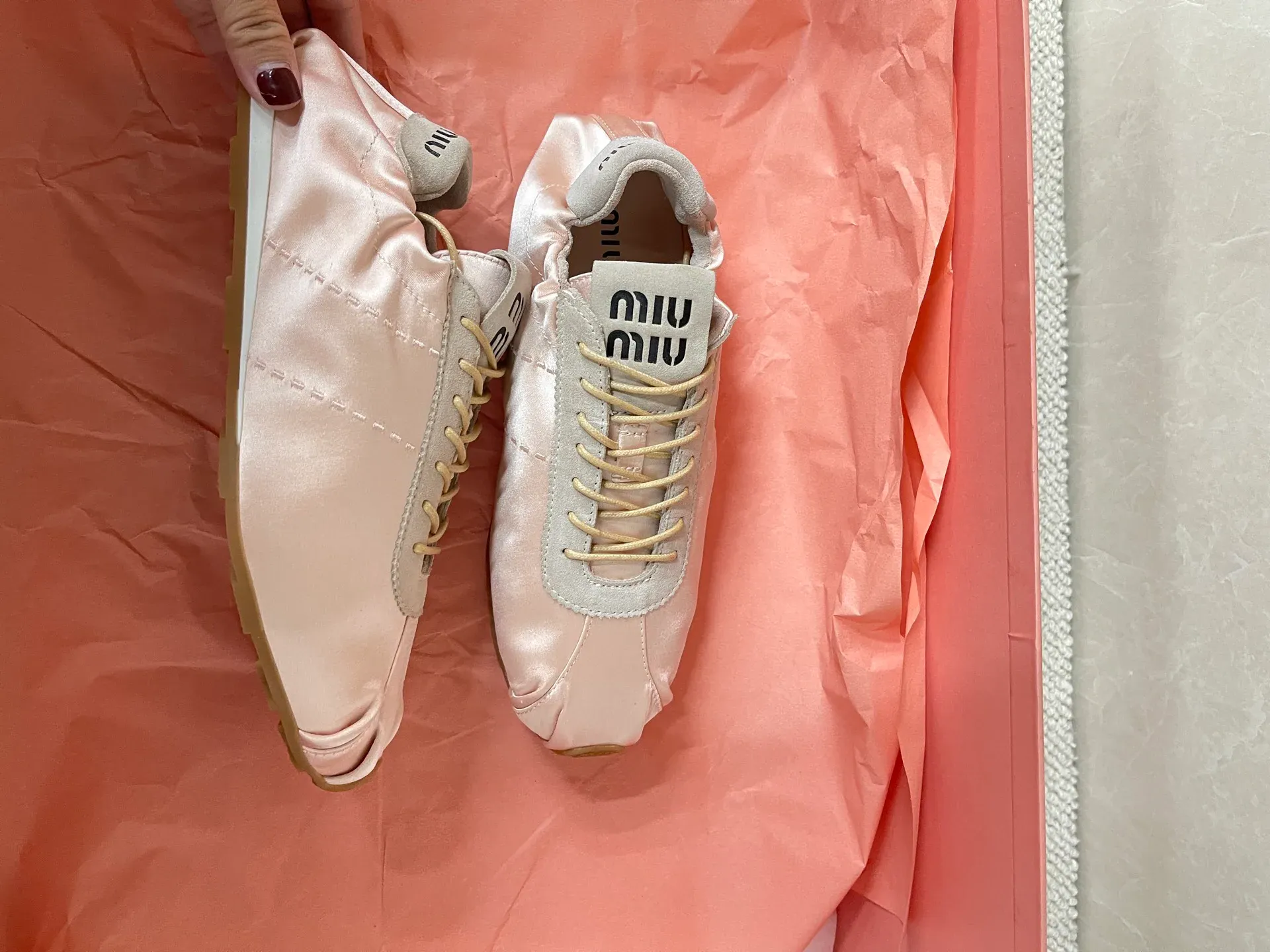 Кроссовки Женские Miu Miu 376922