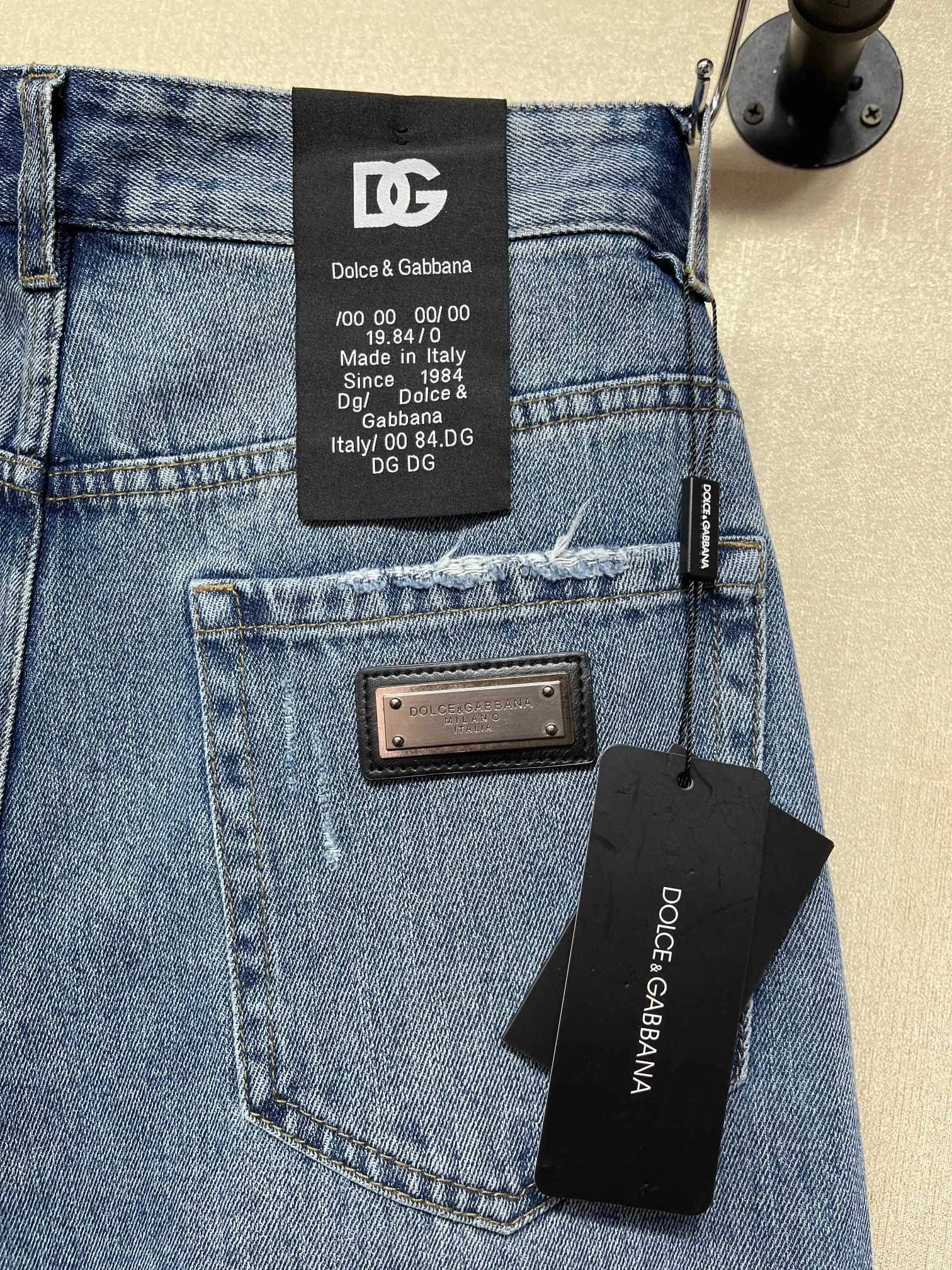 Джинсы Мужские Dolce & Gabbana 18084465