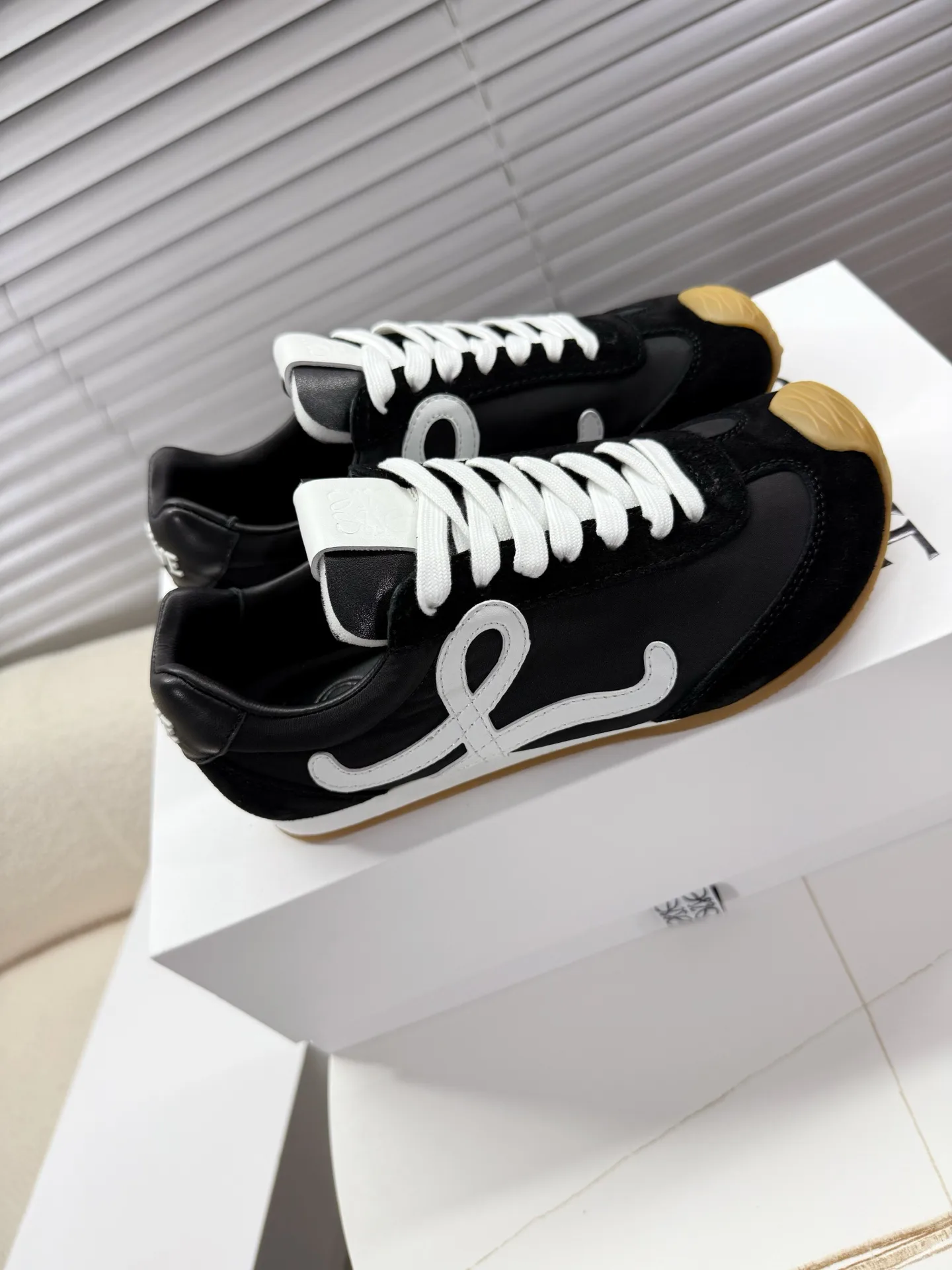 Кроссовки Женские Loewe 4019923