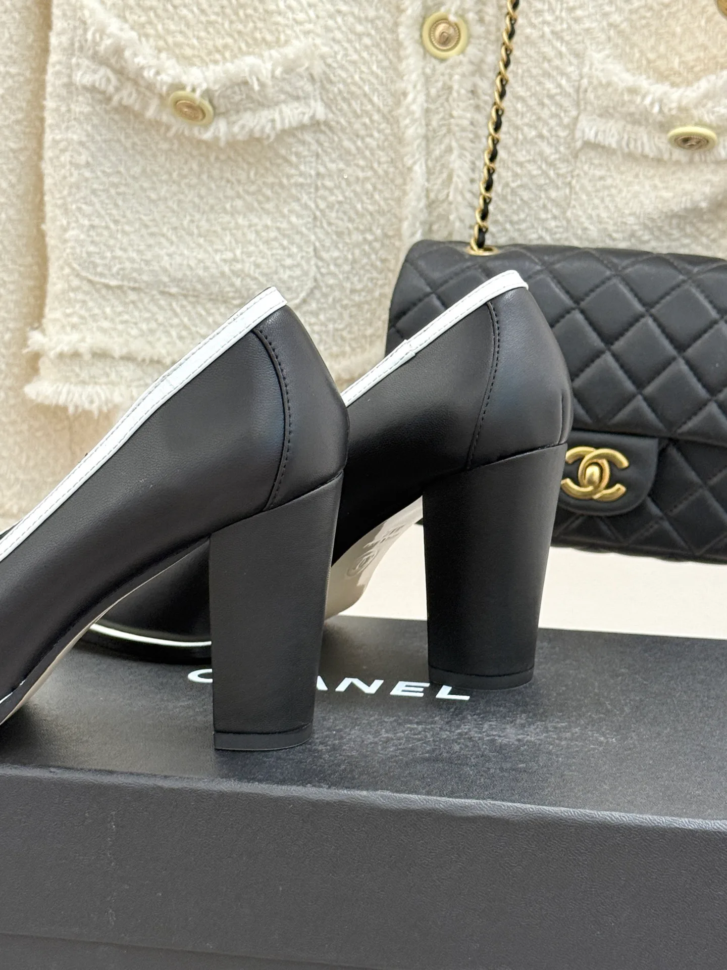 Туфли Женские Chanel 19780086