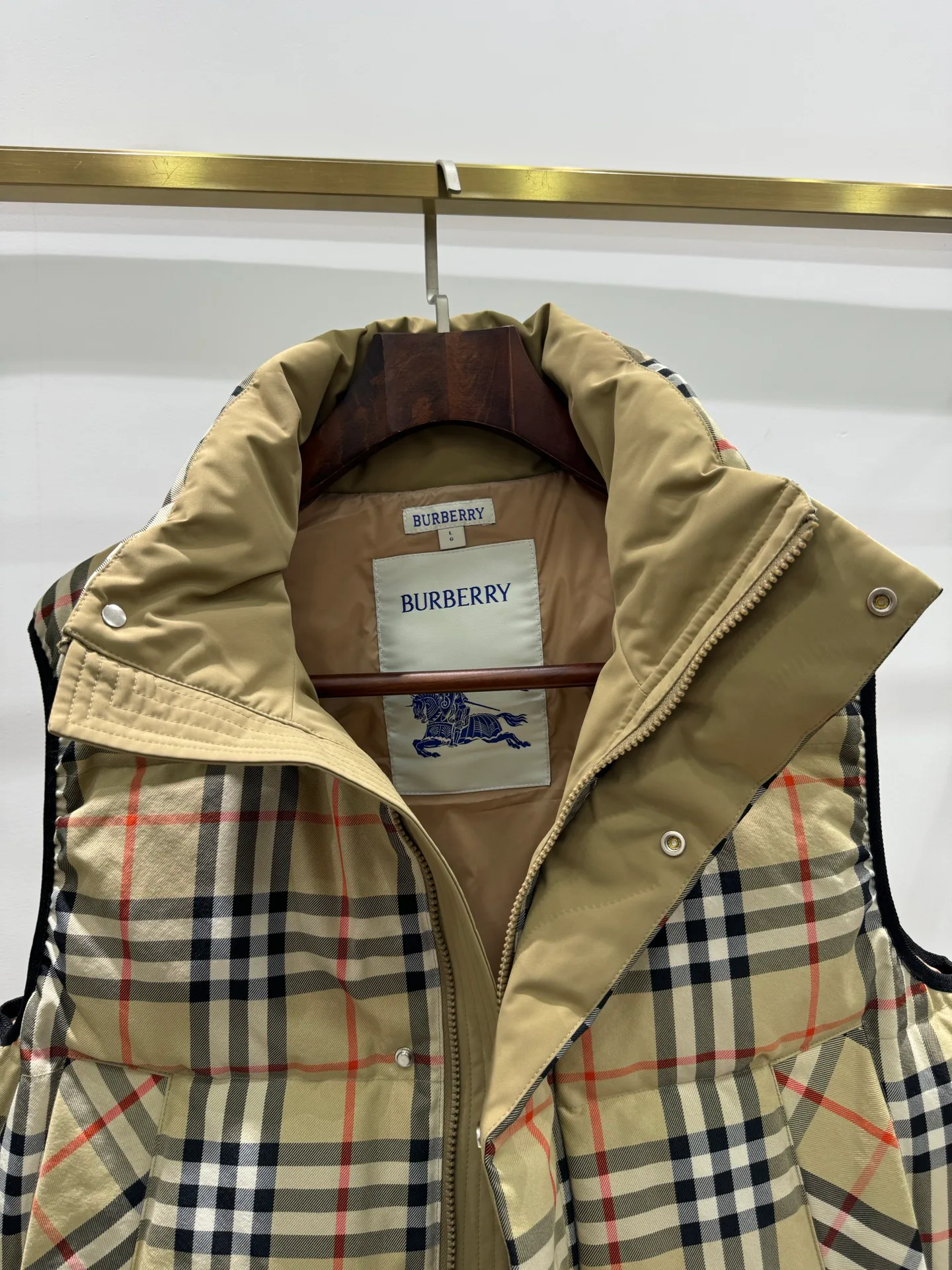 Жилеты Женские Burberry 19325559