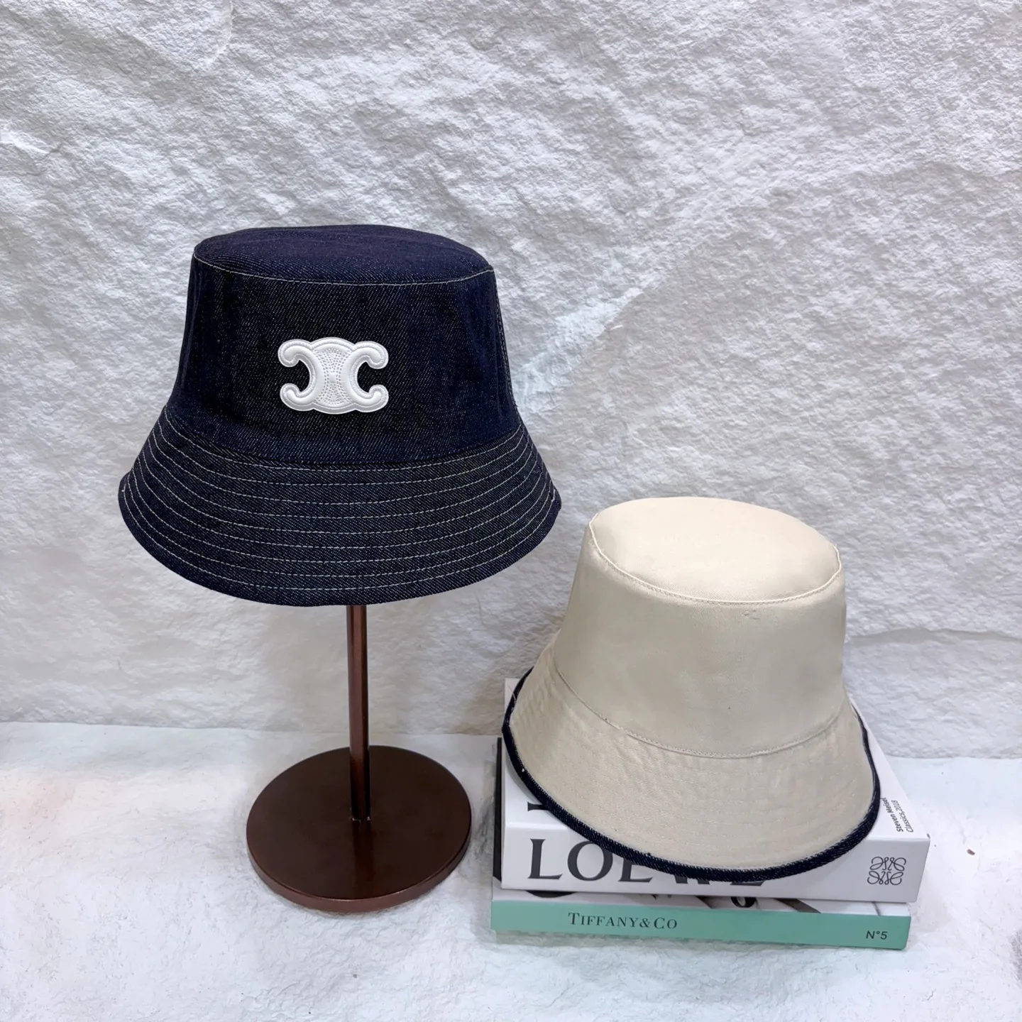 Головные Уборы Celine 61932