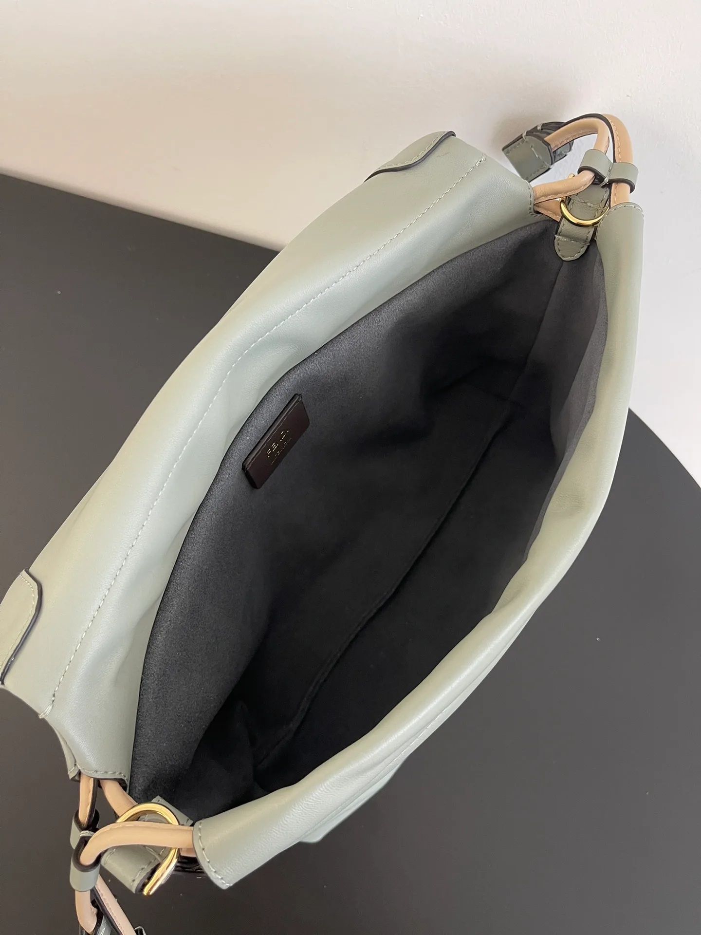 Классические Сумки Женские Fendi 13546221