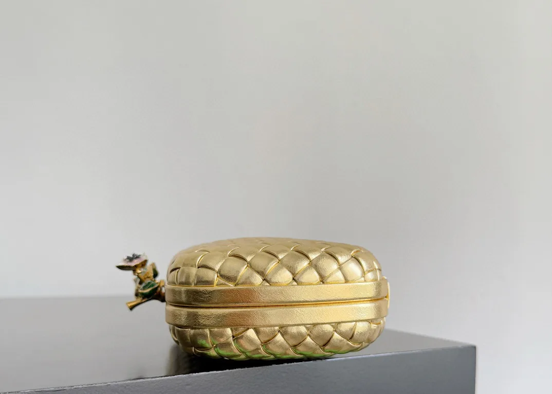 Клатчи Женские Bottega Veneta 154300