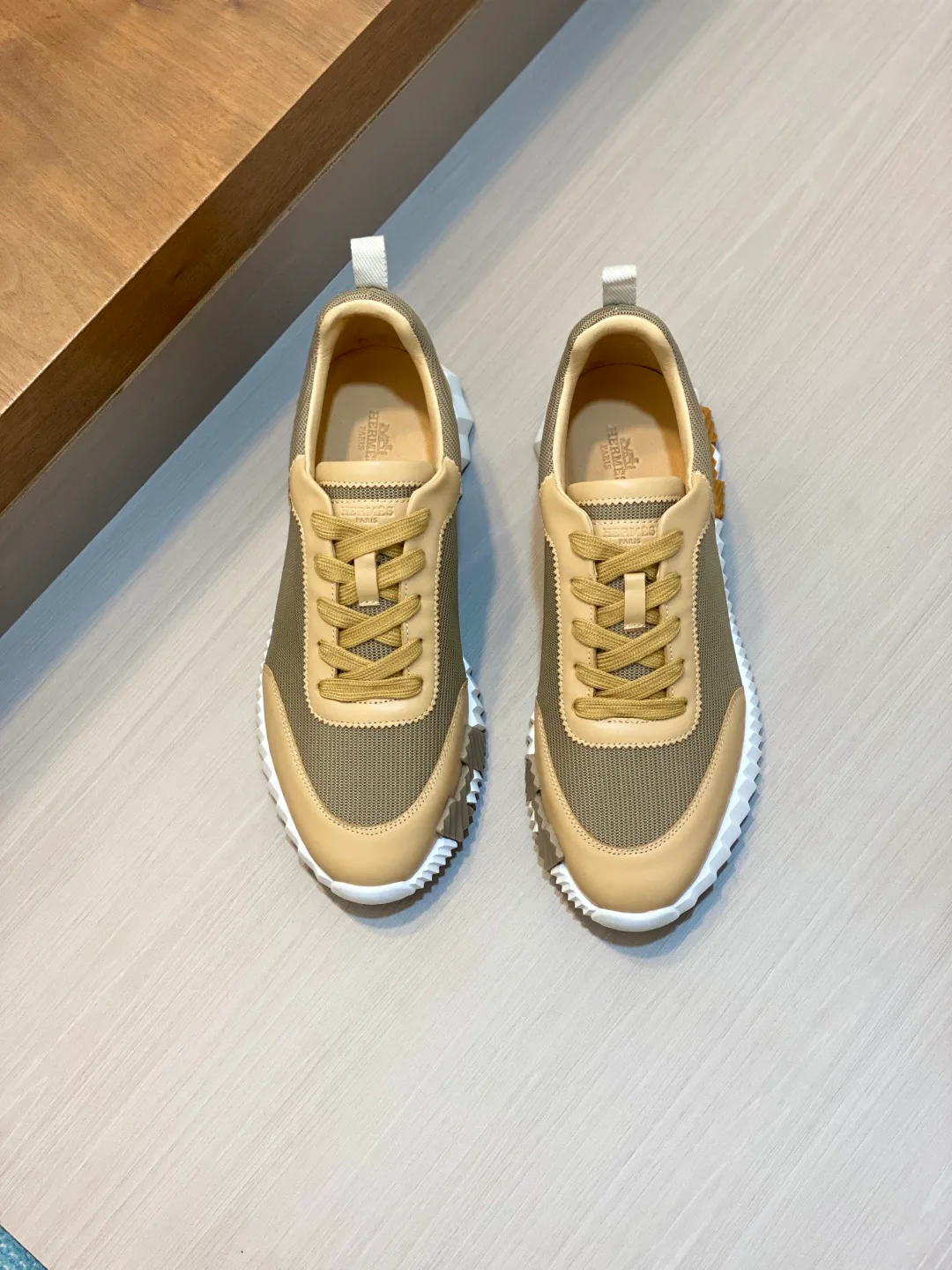 Кроссовки Мужские Hermes 18039712