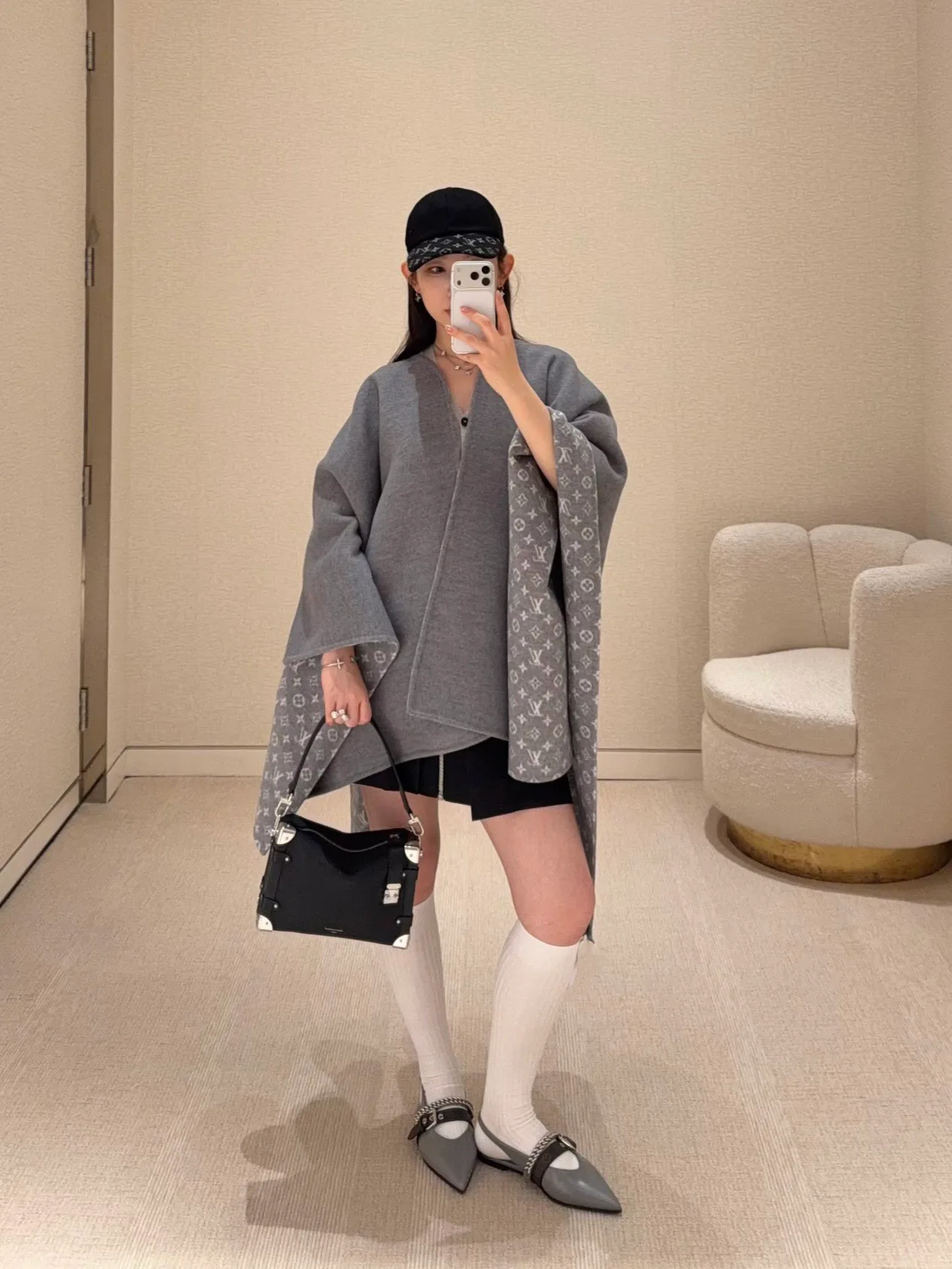 Пальто Женские Louis Vuitton 19660334