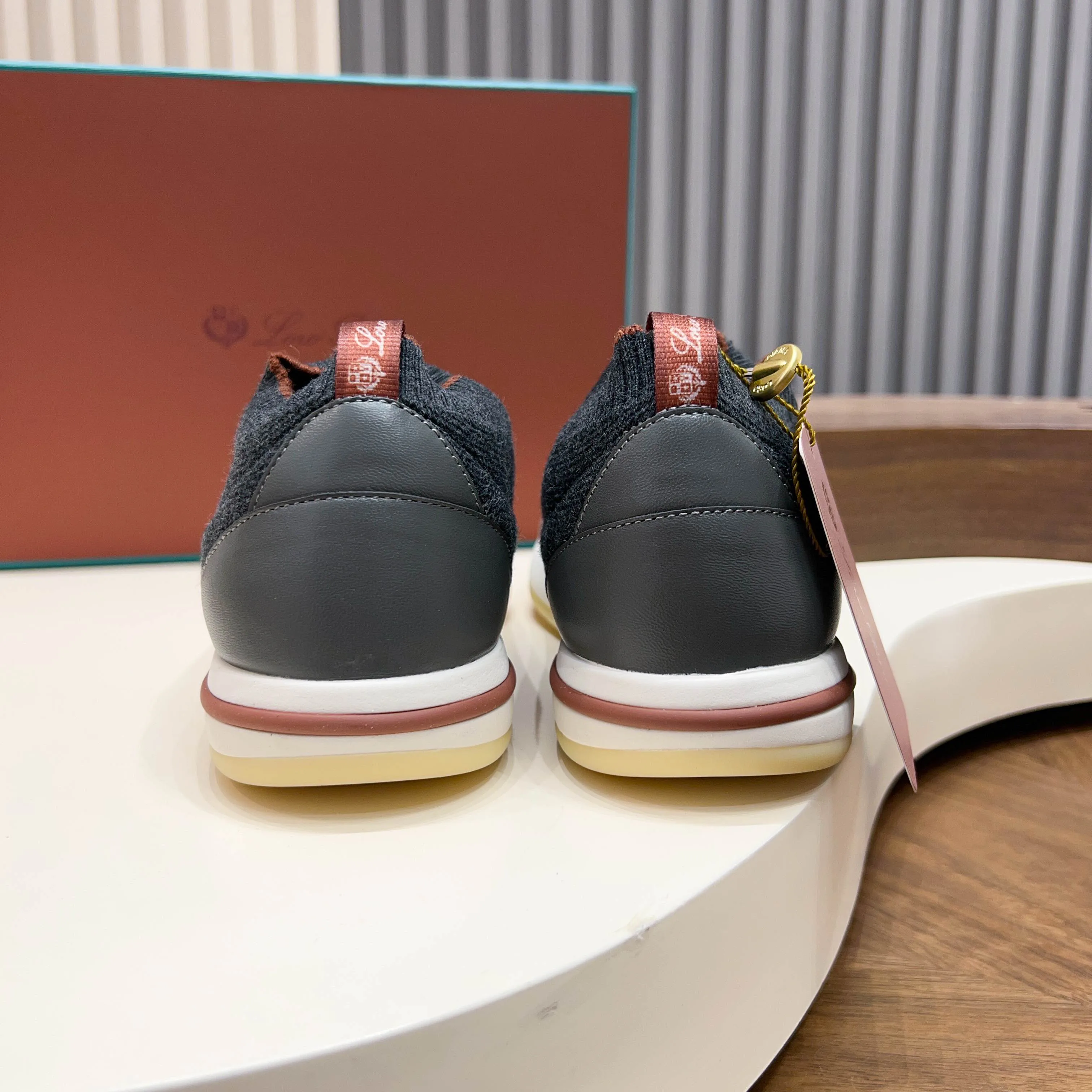 Кроссовки Мужские Loro Piana 18250747