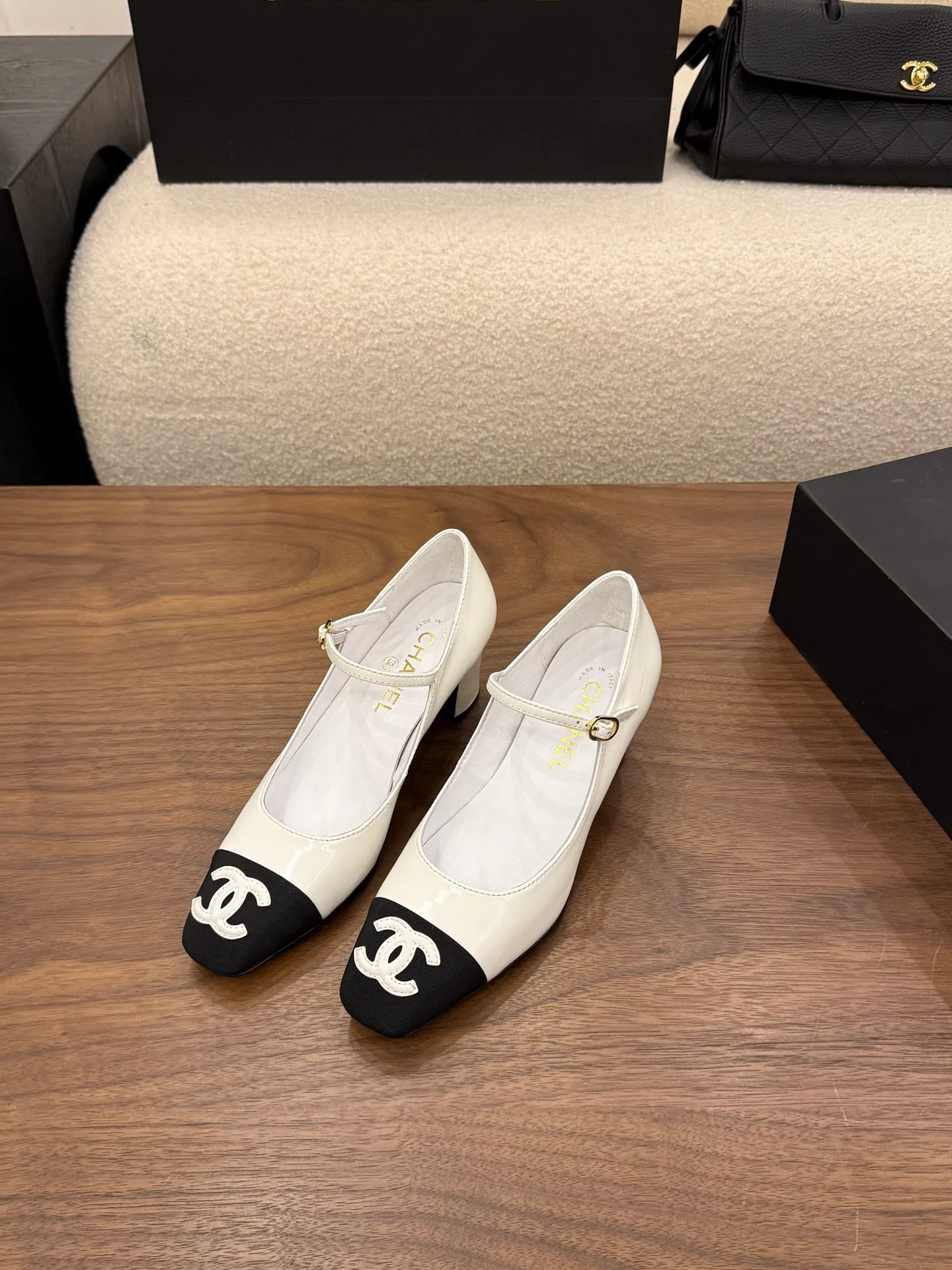 Туфли Женские Chanel 19583382