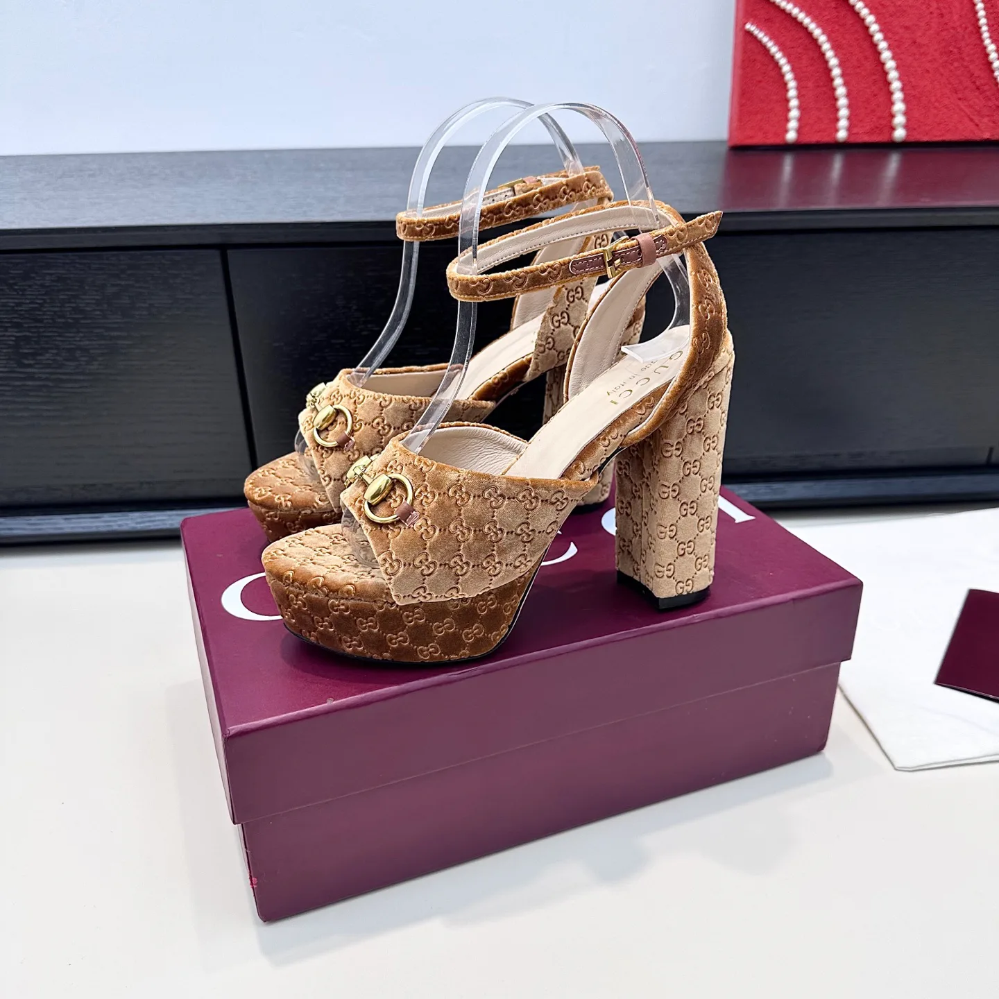 Босоножки Женские Gucci 454044