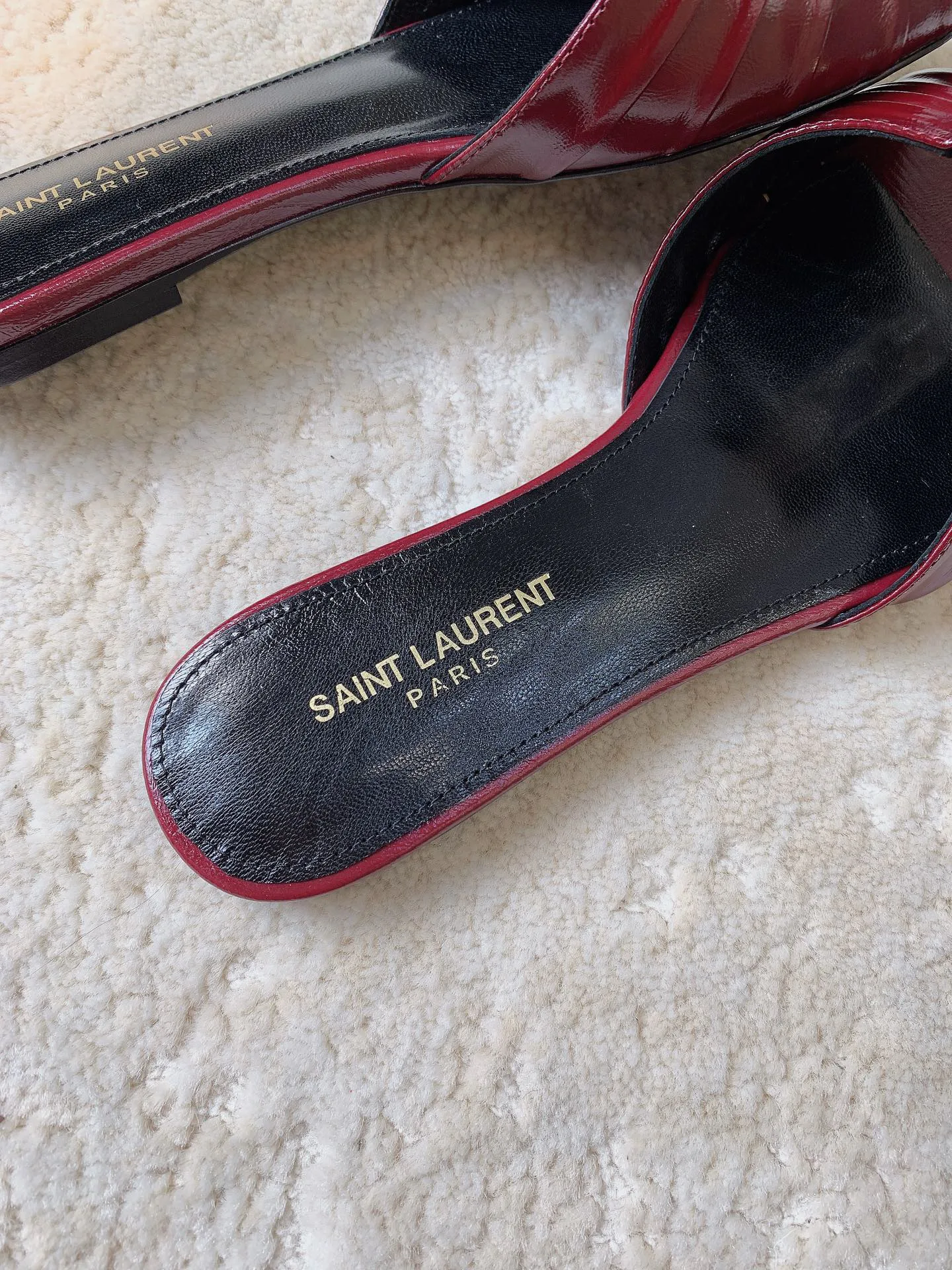 Шлепанцы Женские Saint Laurent 13565777