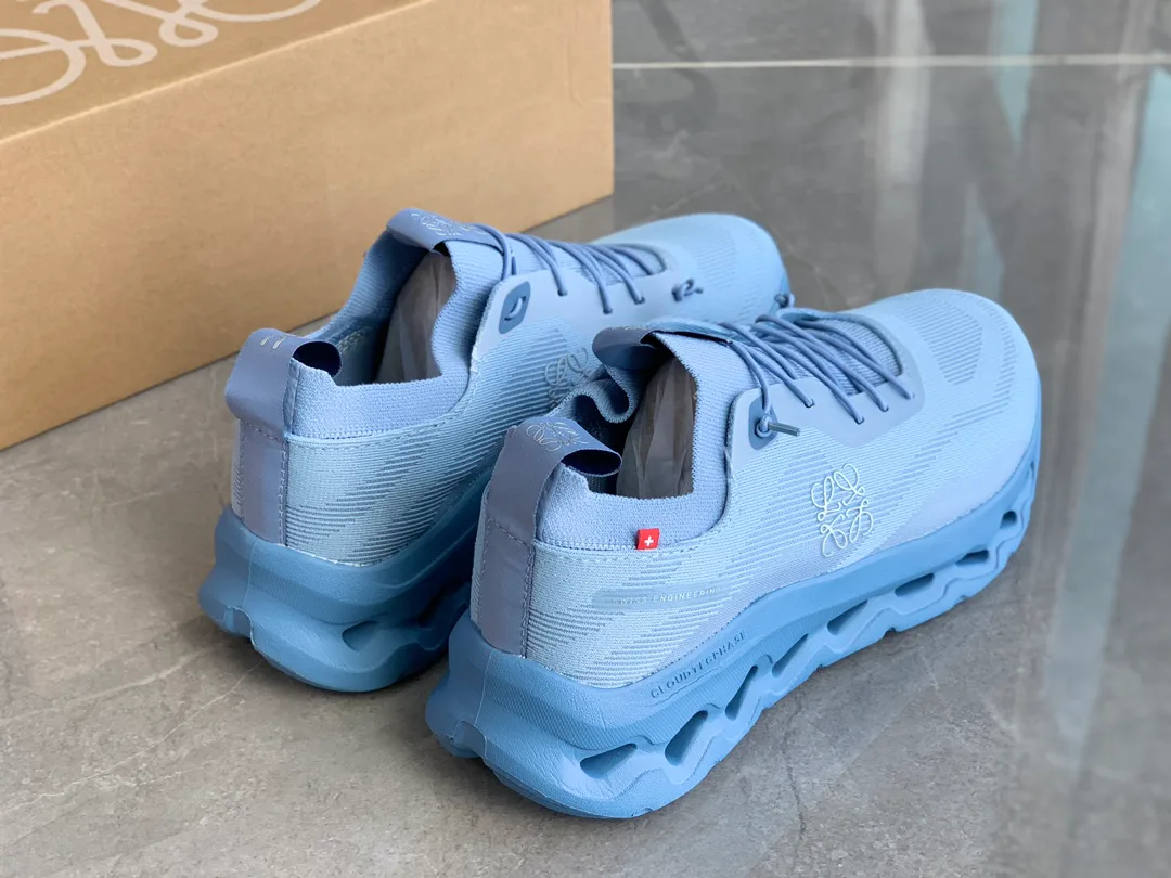 Кроссовки Женские Loewe 112831