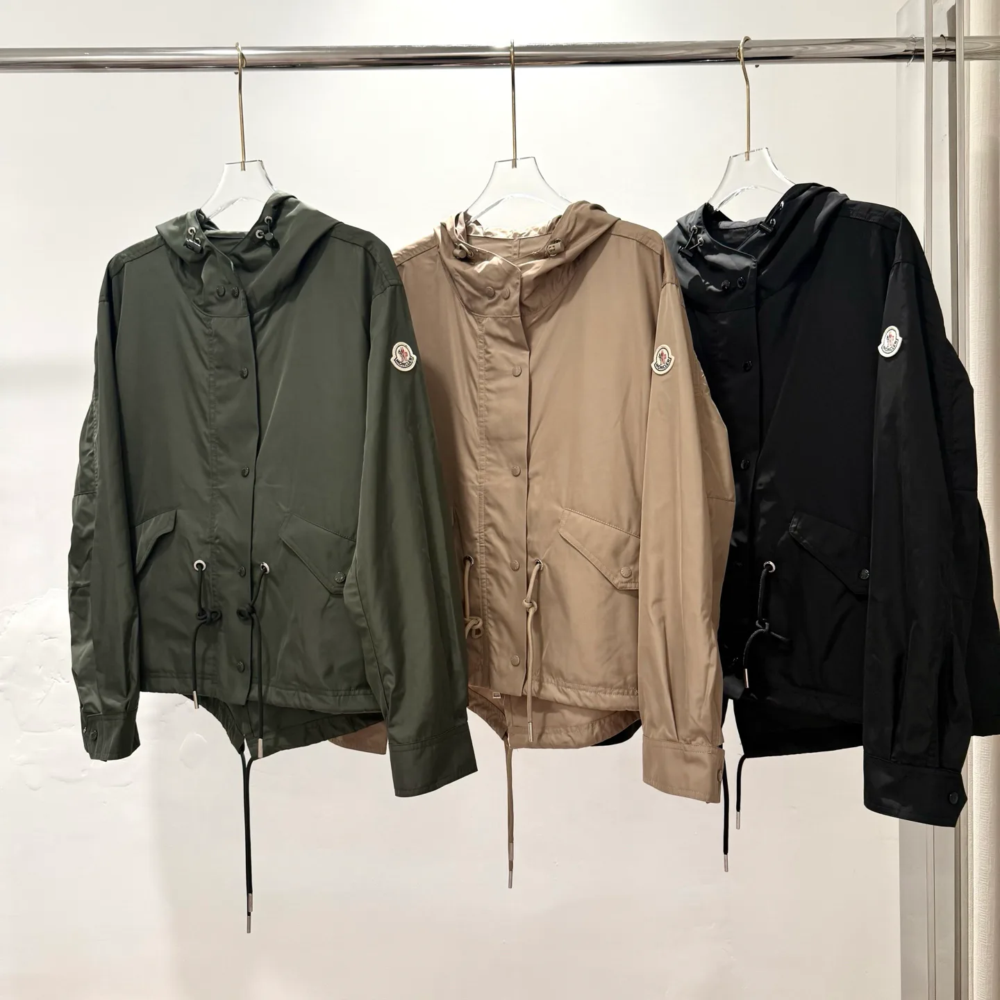 Куртки И Пуховики Женские Moncler 13550835