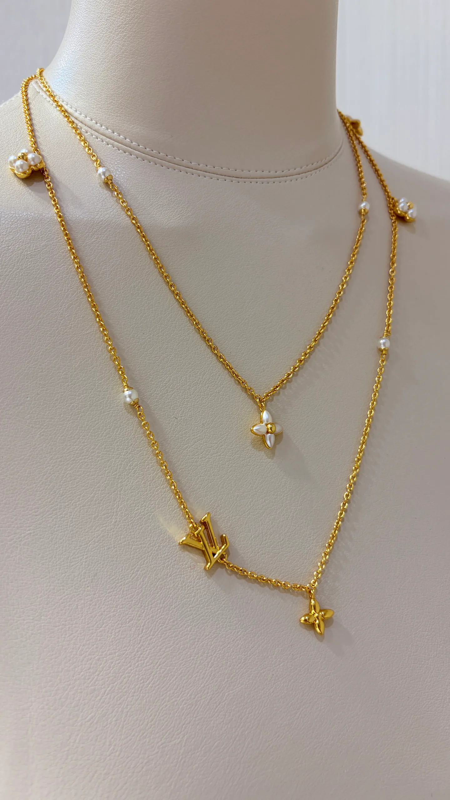 Бижутерия Louis Vuitton 17821896