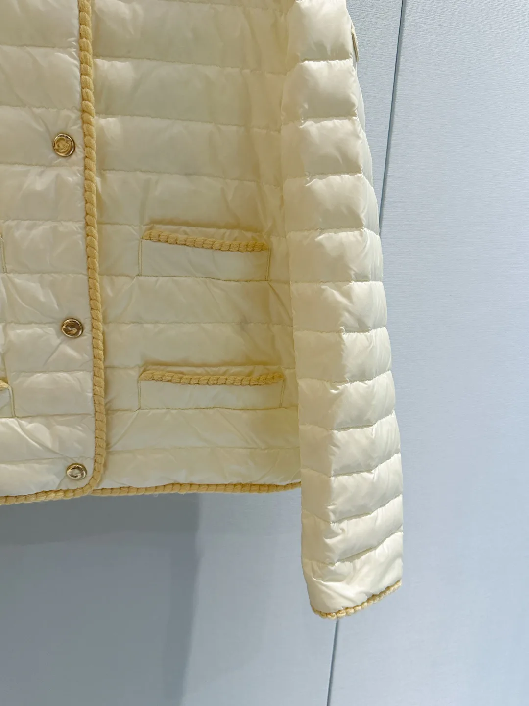 Куртки И Пуховики Женские Moncler 18184935