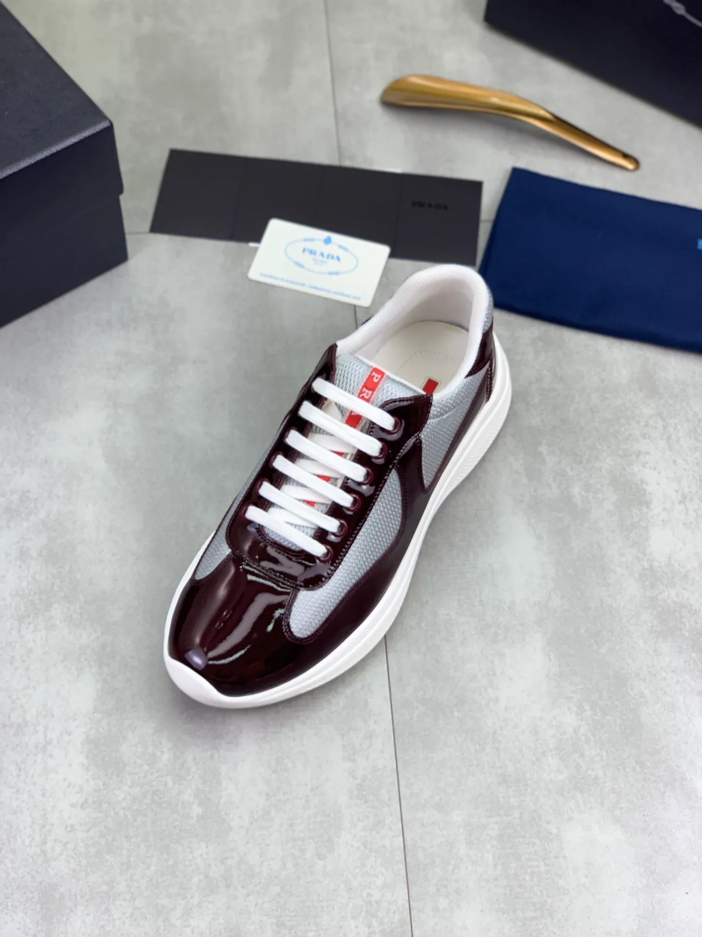Кроссовки Женские Prada 18365203