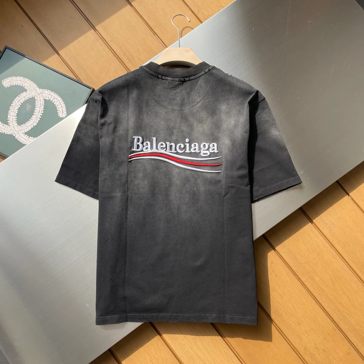 Футболки Женские Balenciaga 10937989