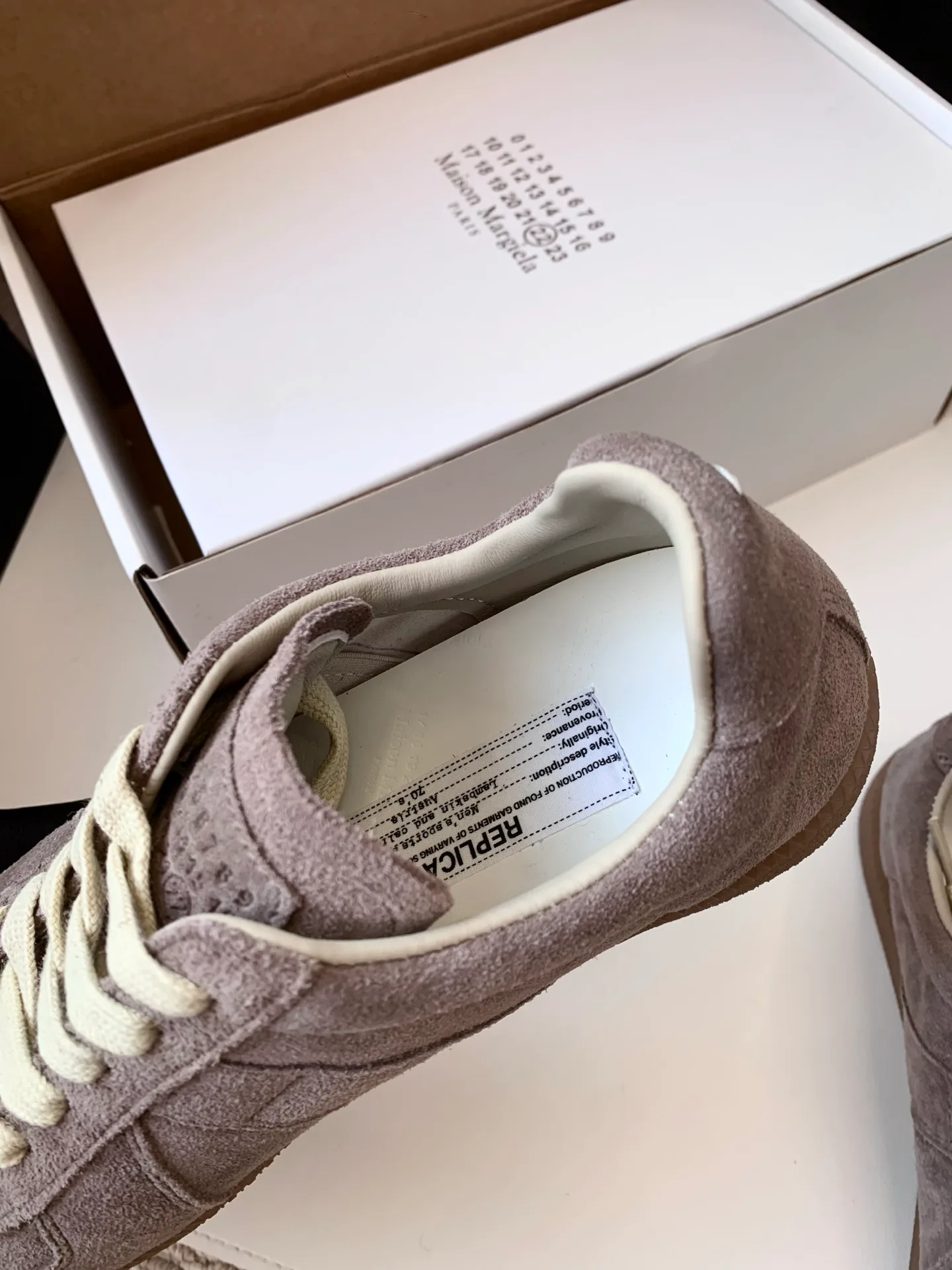 Кроссовки Женские Maison Margiela 20124348