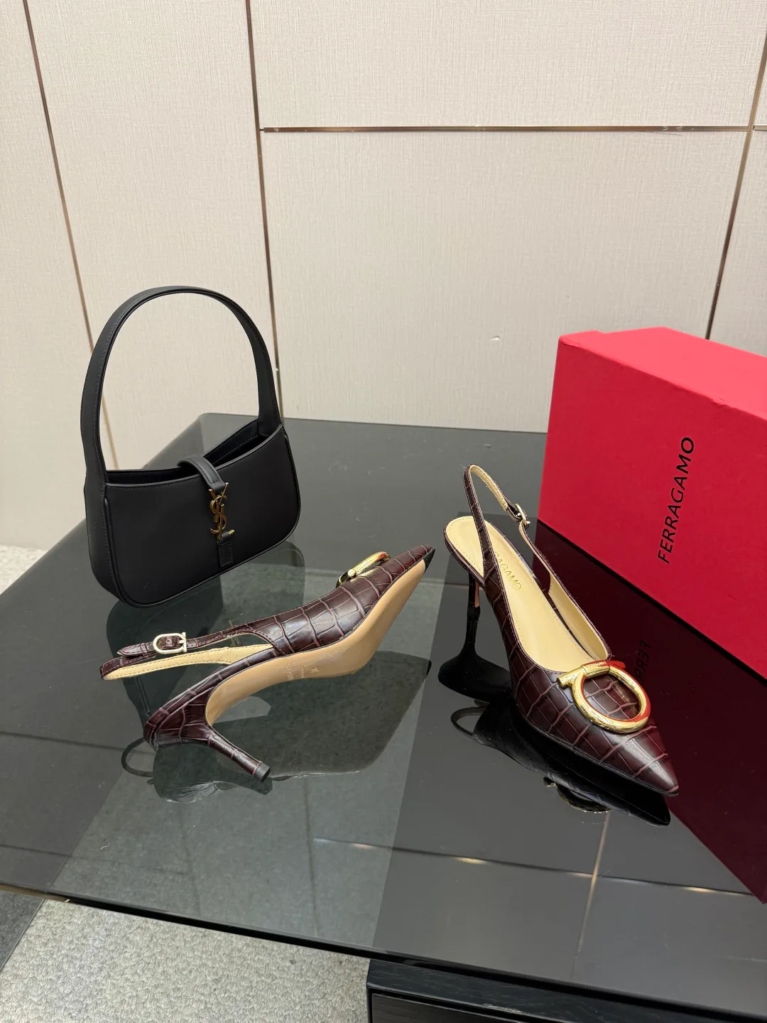 Туфли Женские Salvatore Ferragamo 1498821