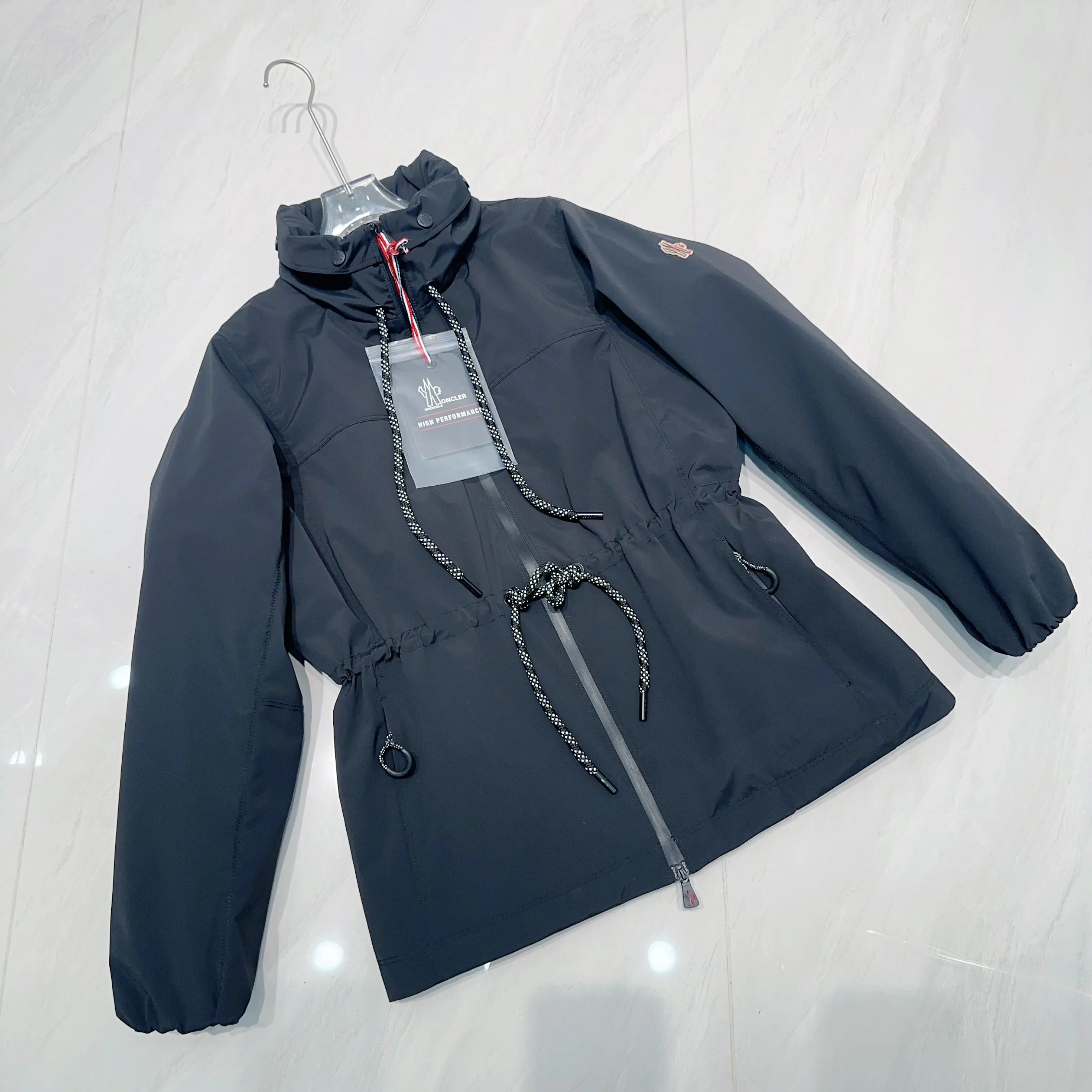 Куртки И Пуховики Женские Moncler 18710264