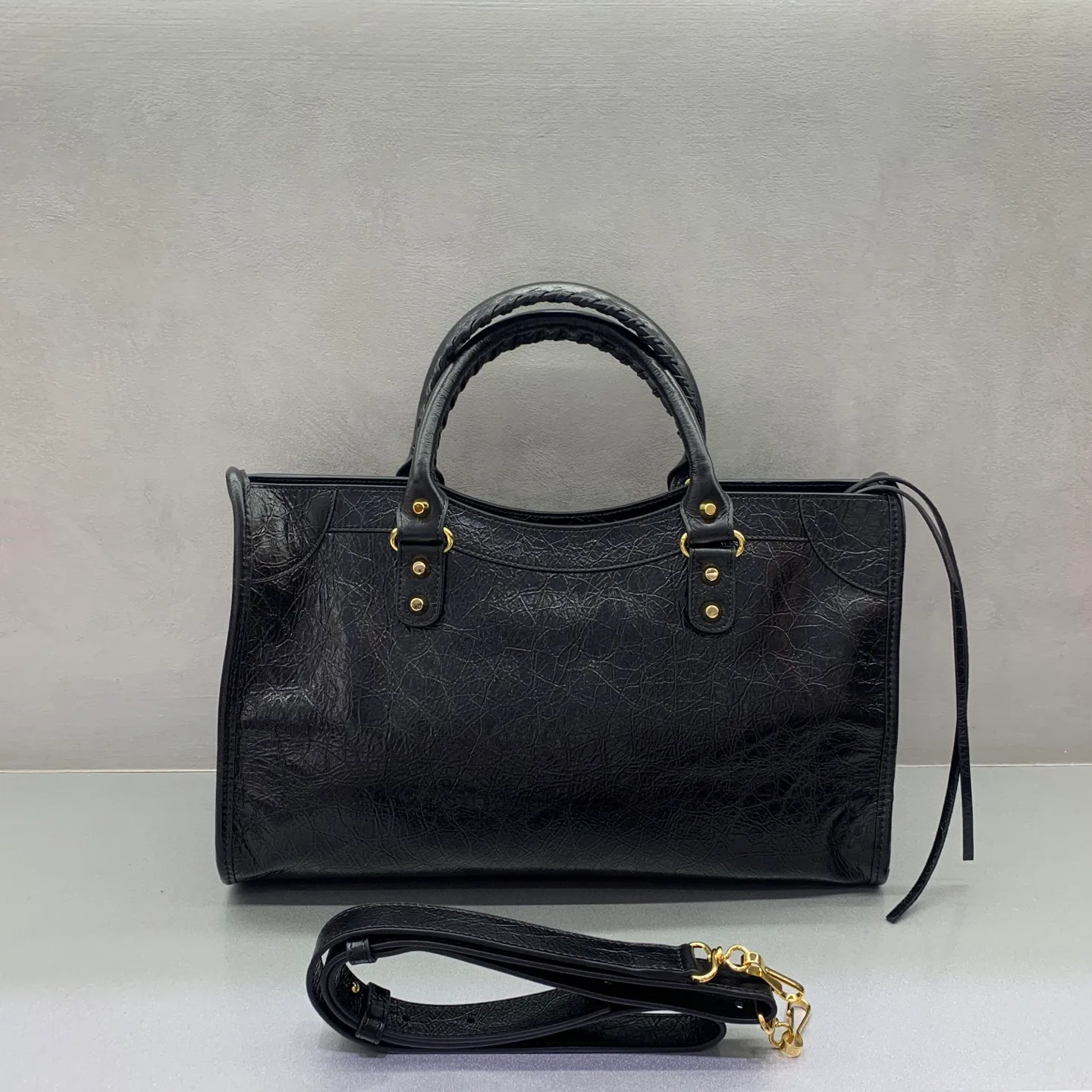 Классические Сумки Женские Balenciaga 11305226