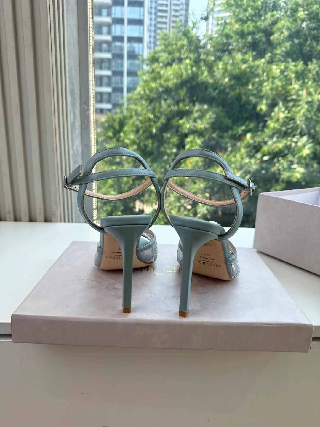 Босоножки Женские Jimmy Choo 19673692