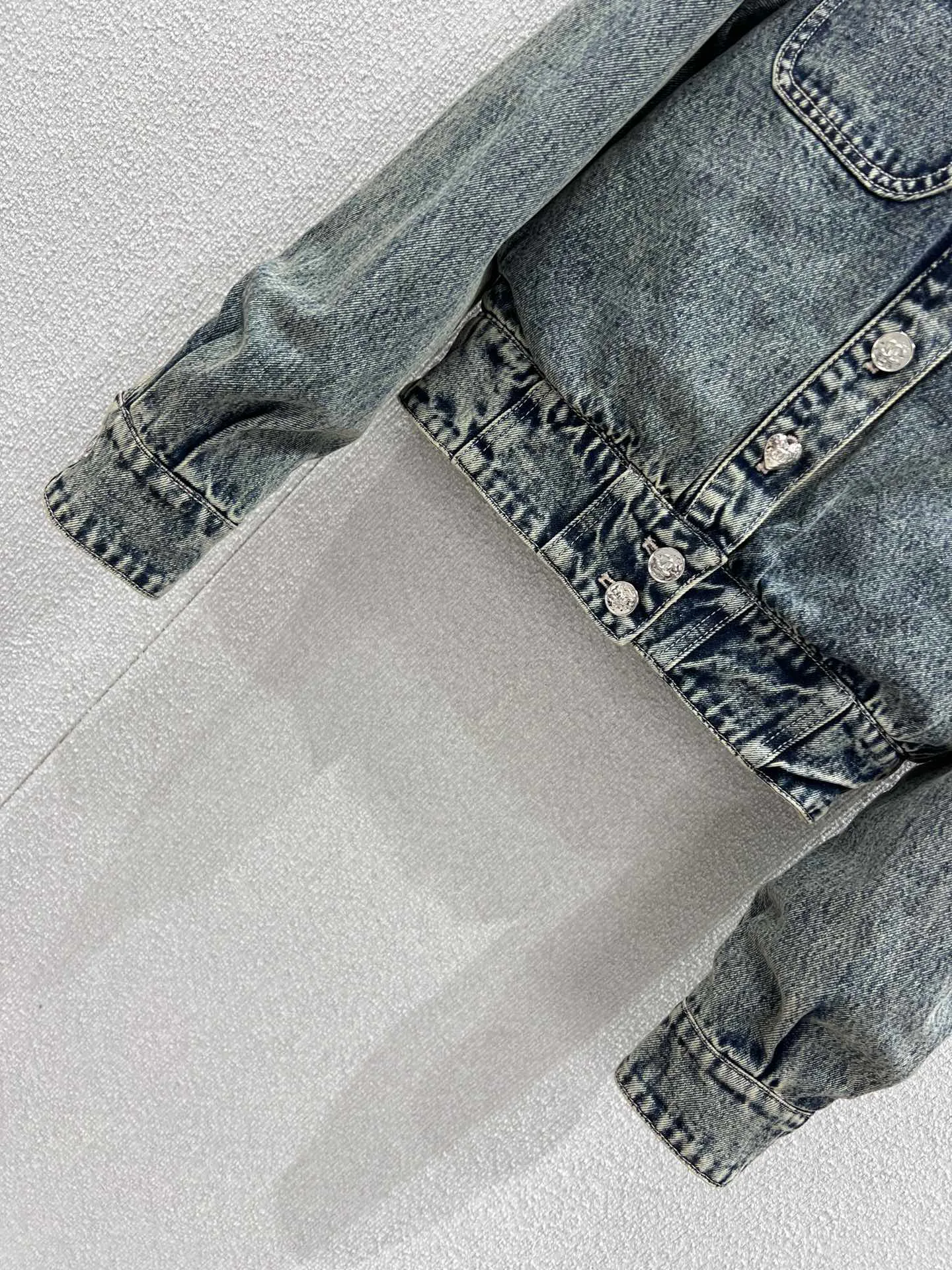 Жакеты Женские Chanel 11165874