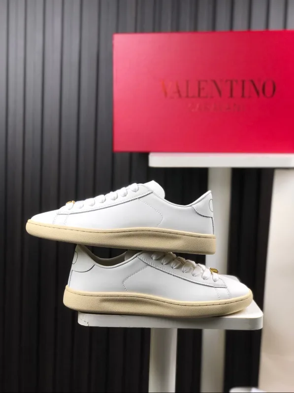 Кроссовки Женские Valentino 11707482