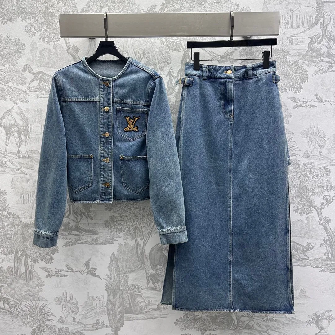 Куртки И Пуховики Женские Louis Vuitton 25355