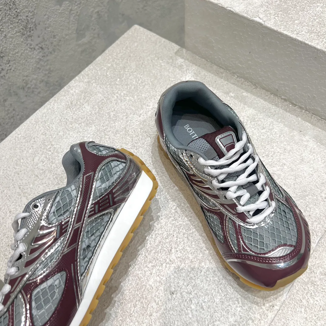 Кроссовки Женские Bottega Veneta 11565950