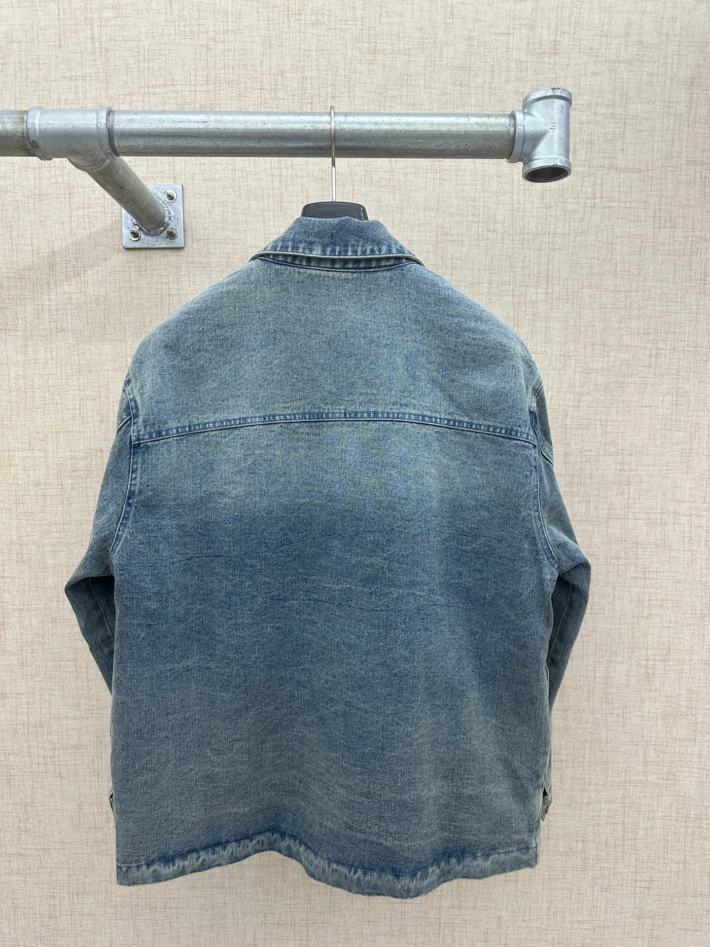 Куртки И Пуховики Женские Louis Vuitton 212565