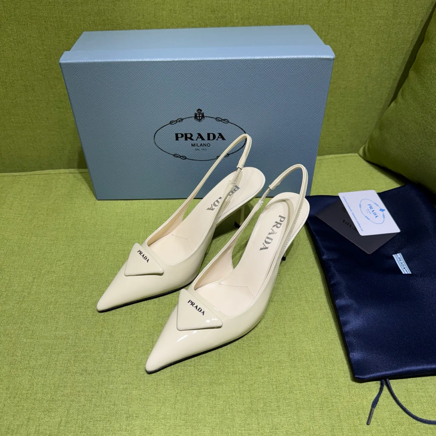 Туфли Женские Prada 10481102