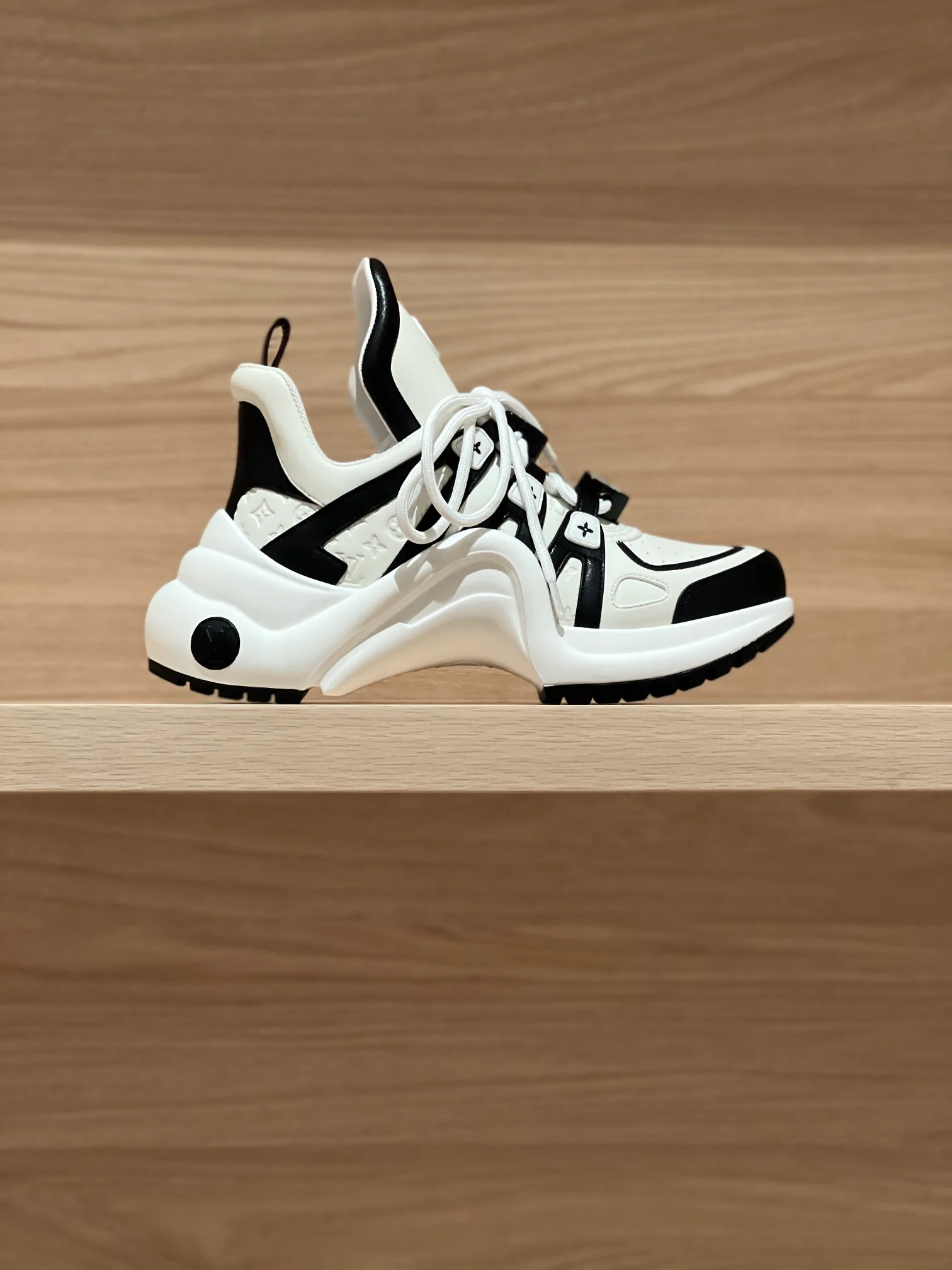 Кроссовки Женские Louis Vuitton 371393