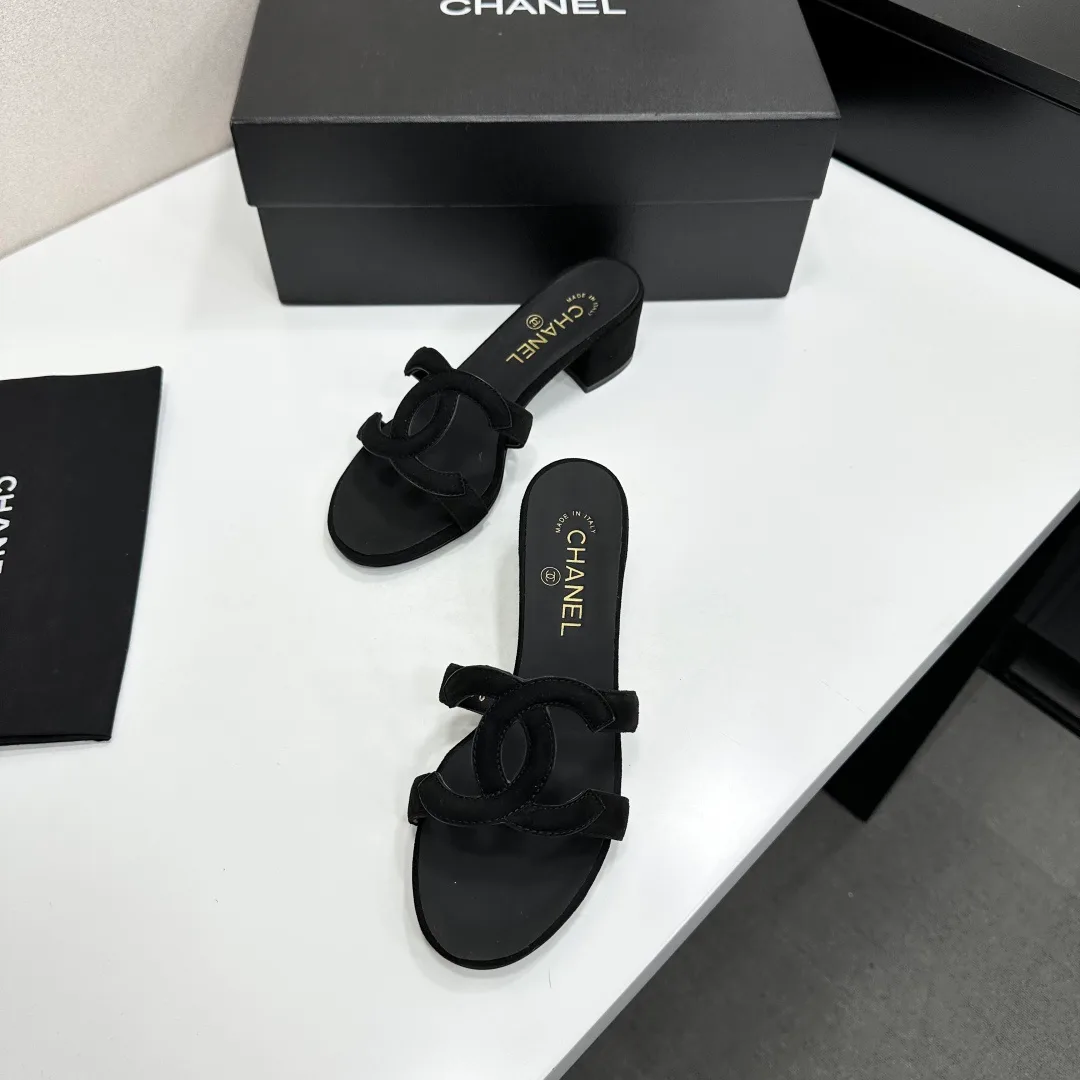 Босоножки Женские Chanel 11579292