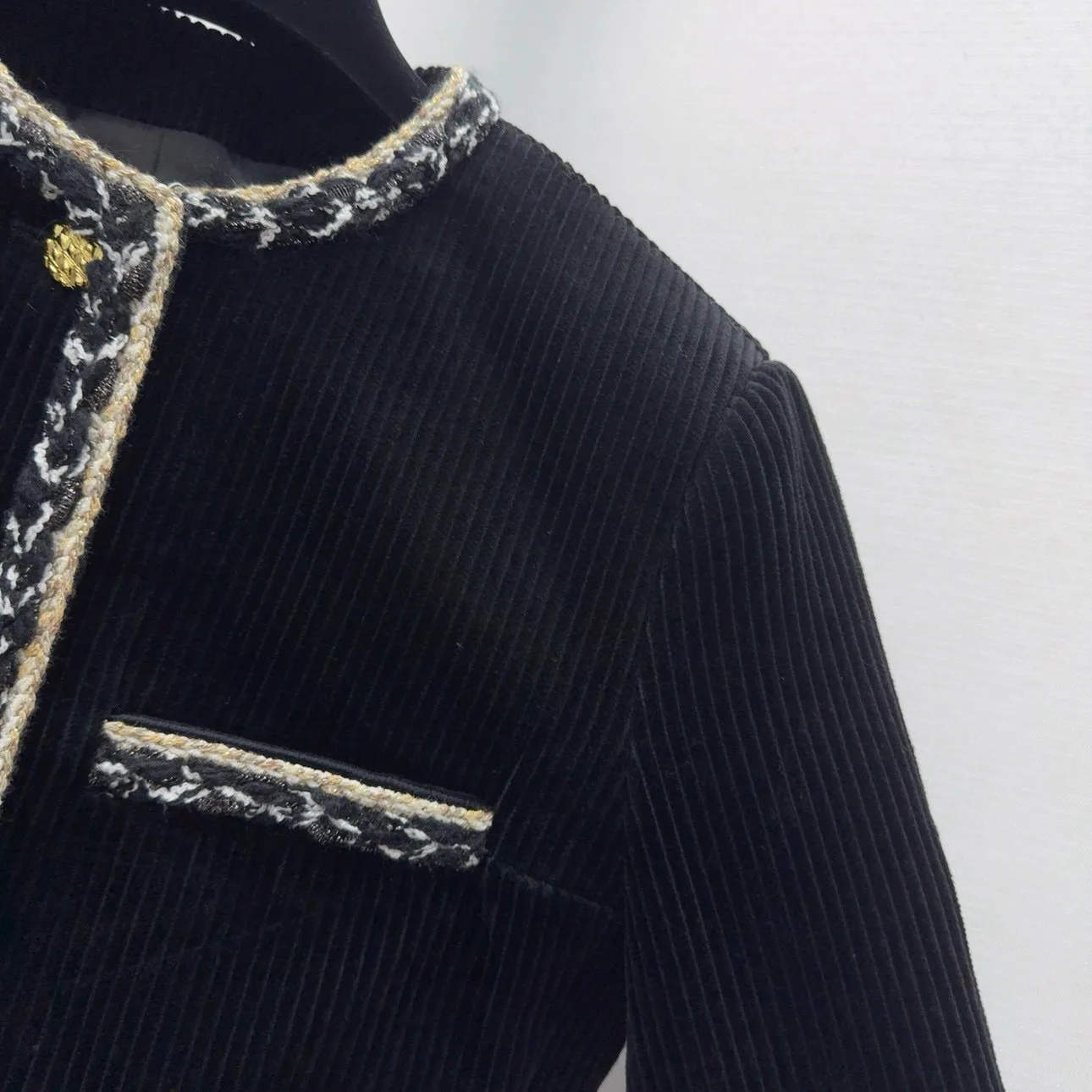 Куртки И Пуховики Женские Chanel 1841808