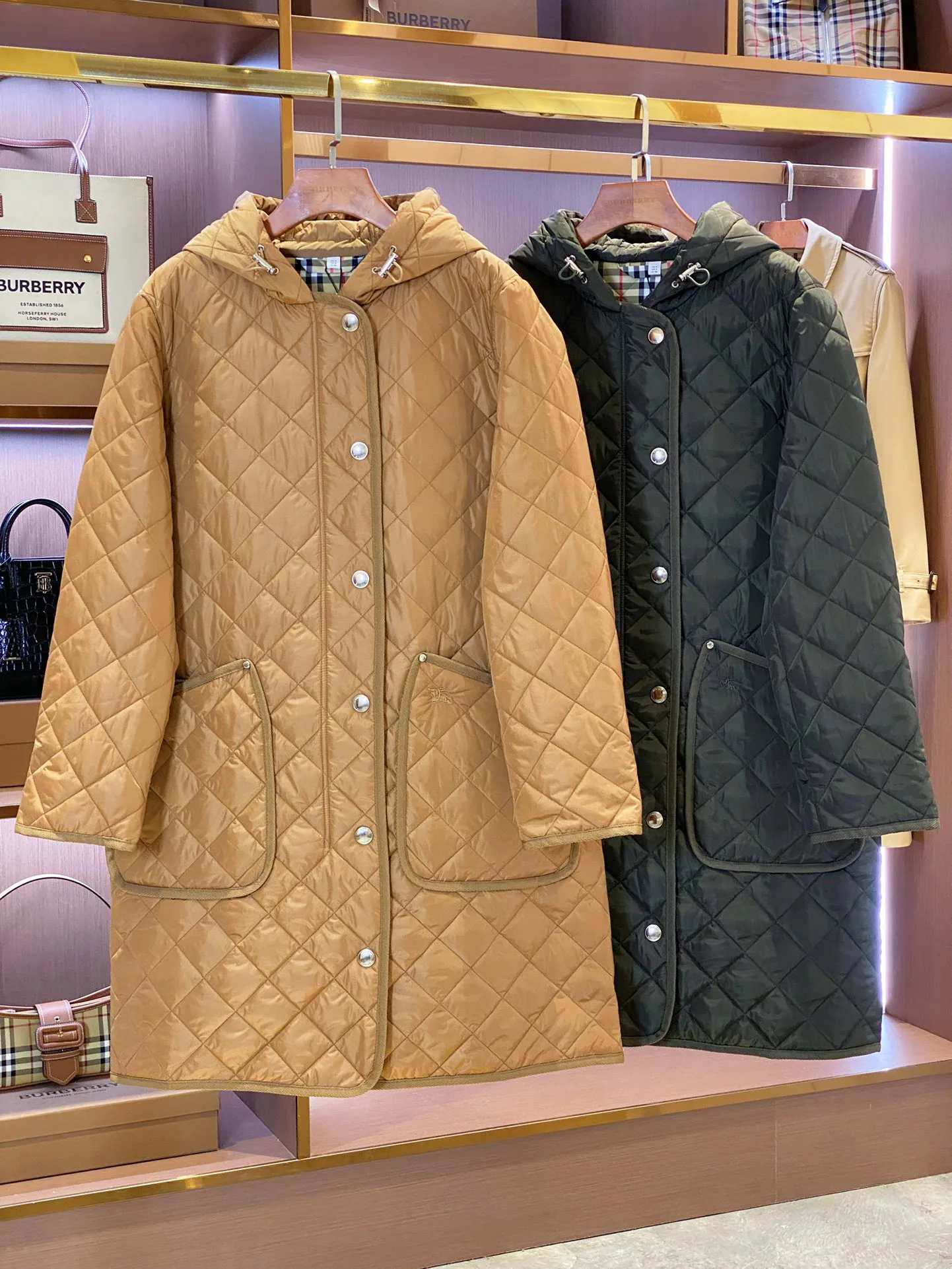 Куртки И Пуховики Женские Burberry 1524899