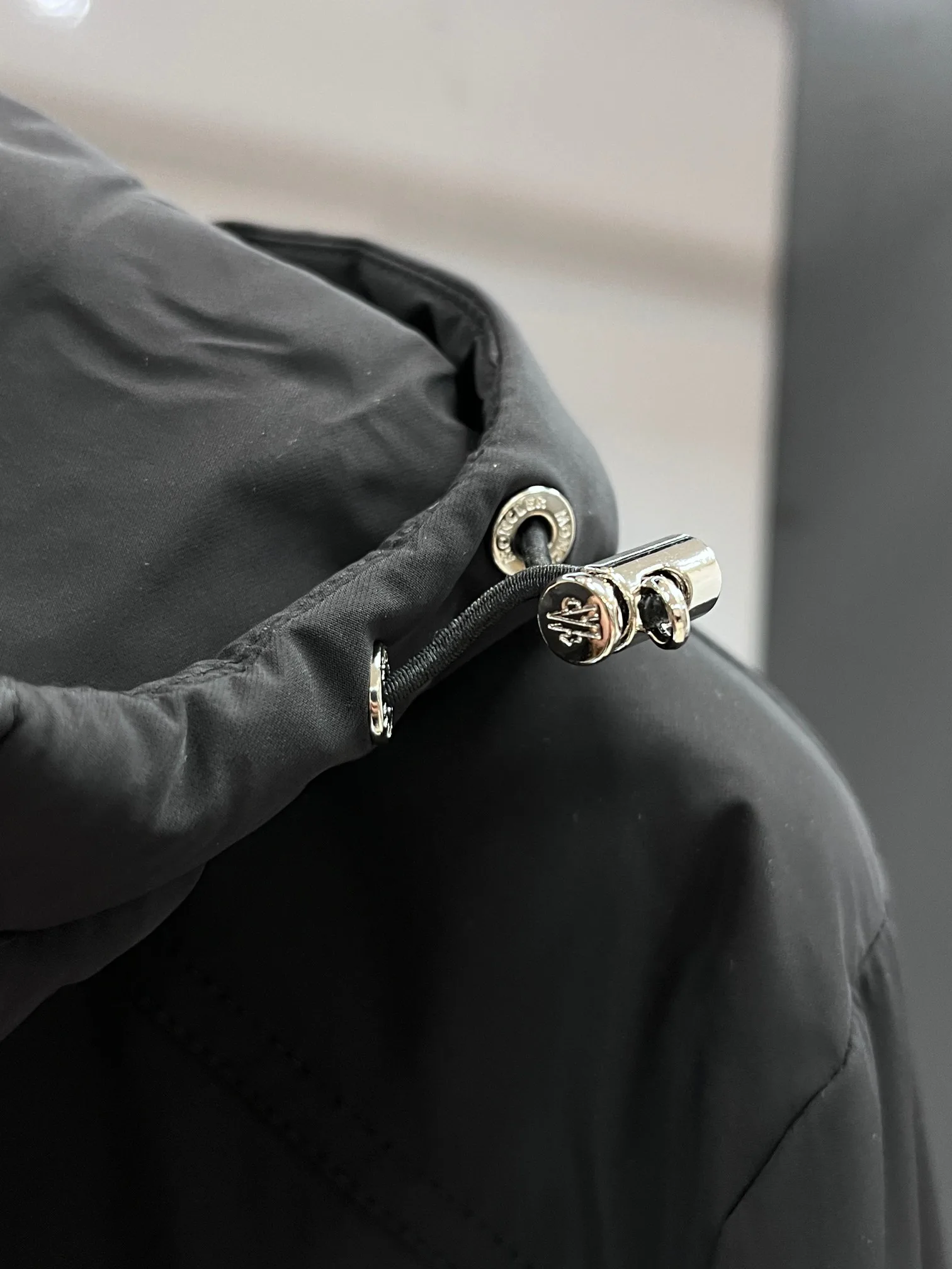 Куртки И Пуховики Мужские Moncler 1138624