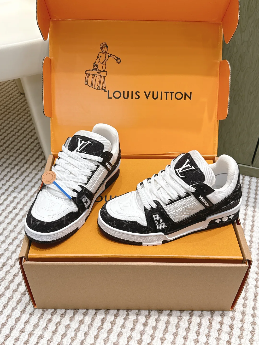 Кроссовки Женские Louis Vuitton 200715