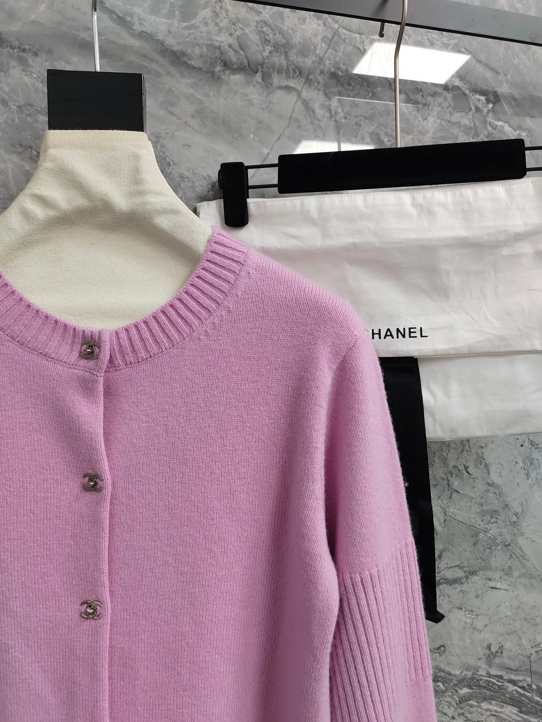 Джемперы И Свитеры Женские Chanel 9859161